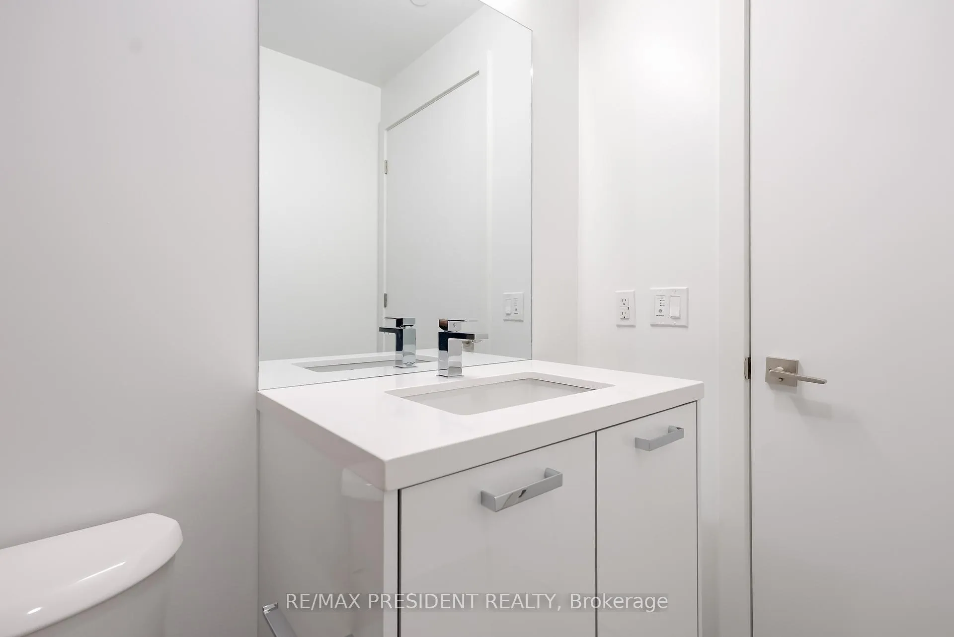 Photo 19 of Unit 904, 284 King Street E, Toronto, Moss Park — HOMEH