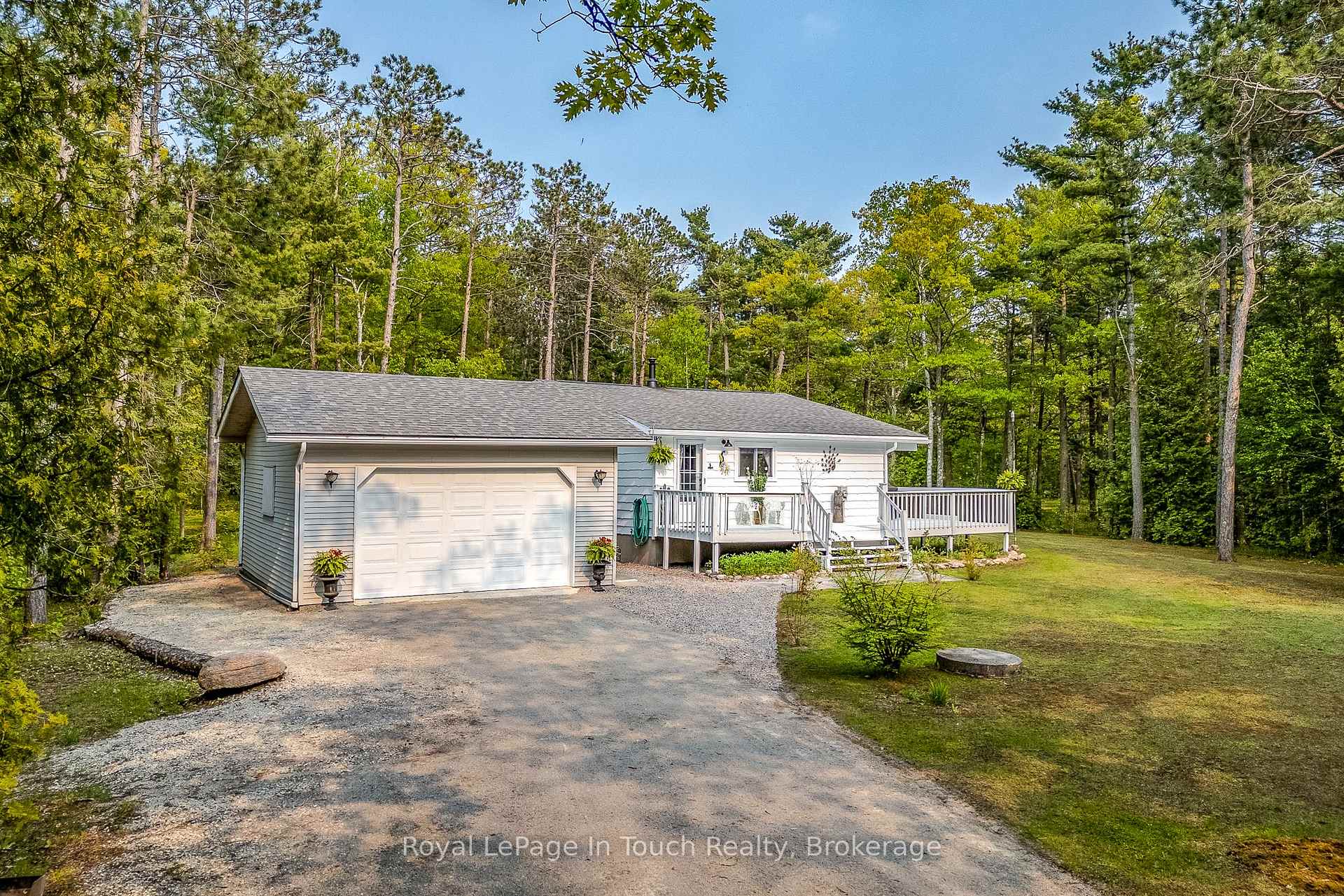 Photo 1 of 21 Moonlight Court, Tiny, Rural Tiny — HOMEH