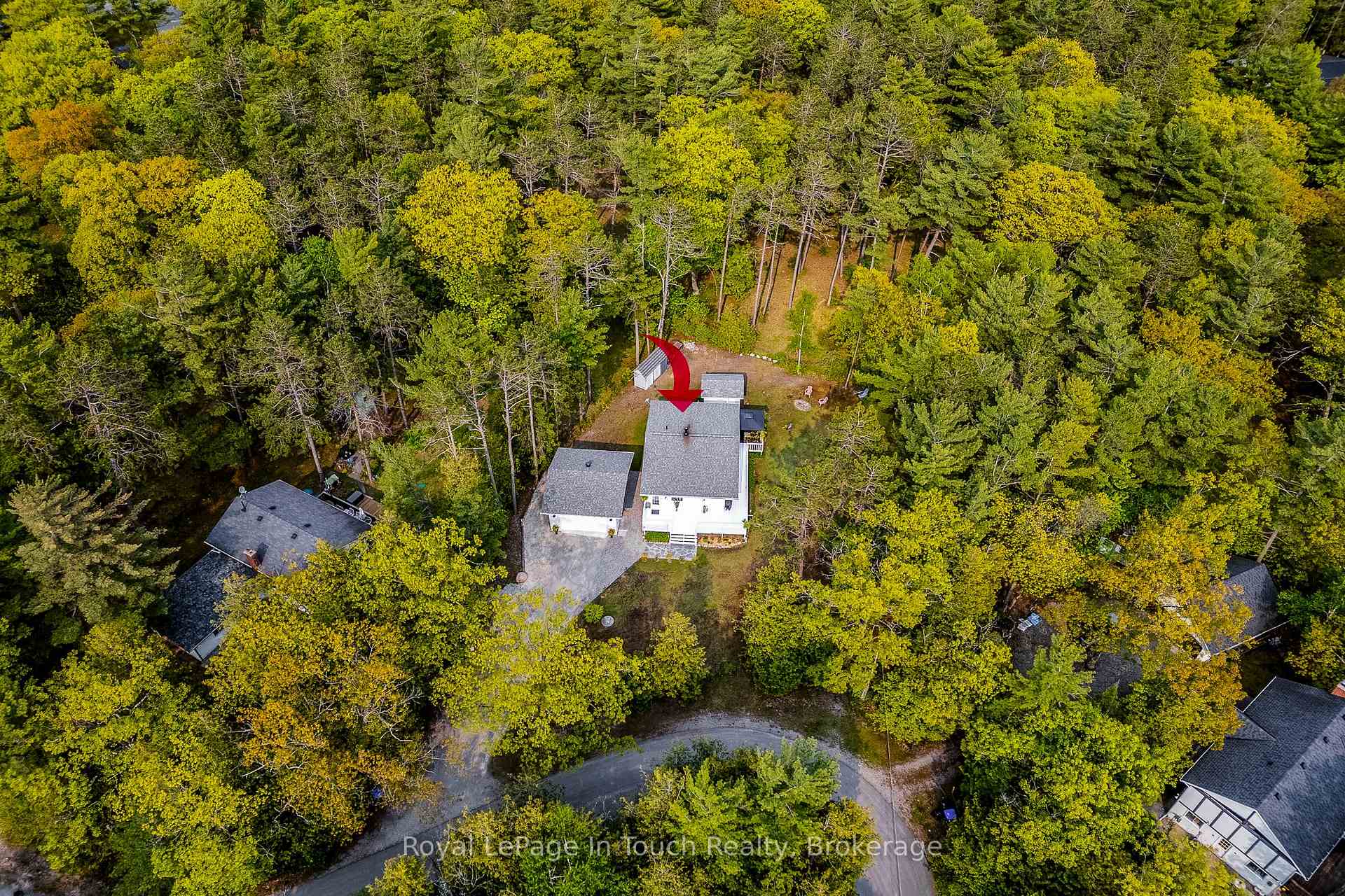 Photo 4 of 21 Moonlight Court, Tiny, Rural Tiny — HOMEH