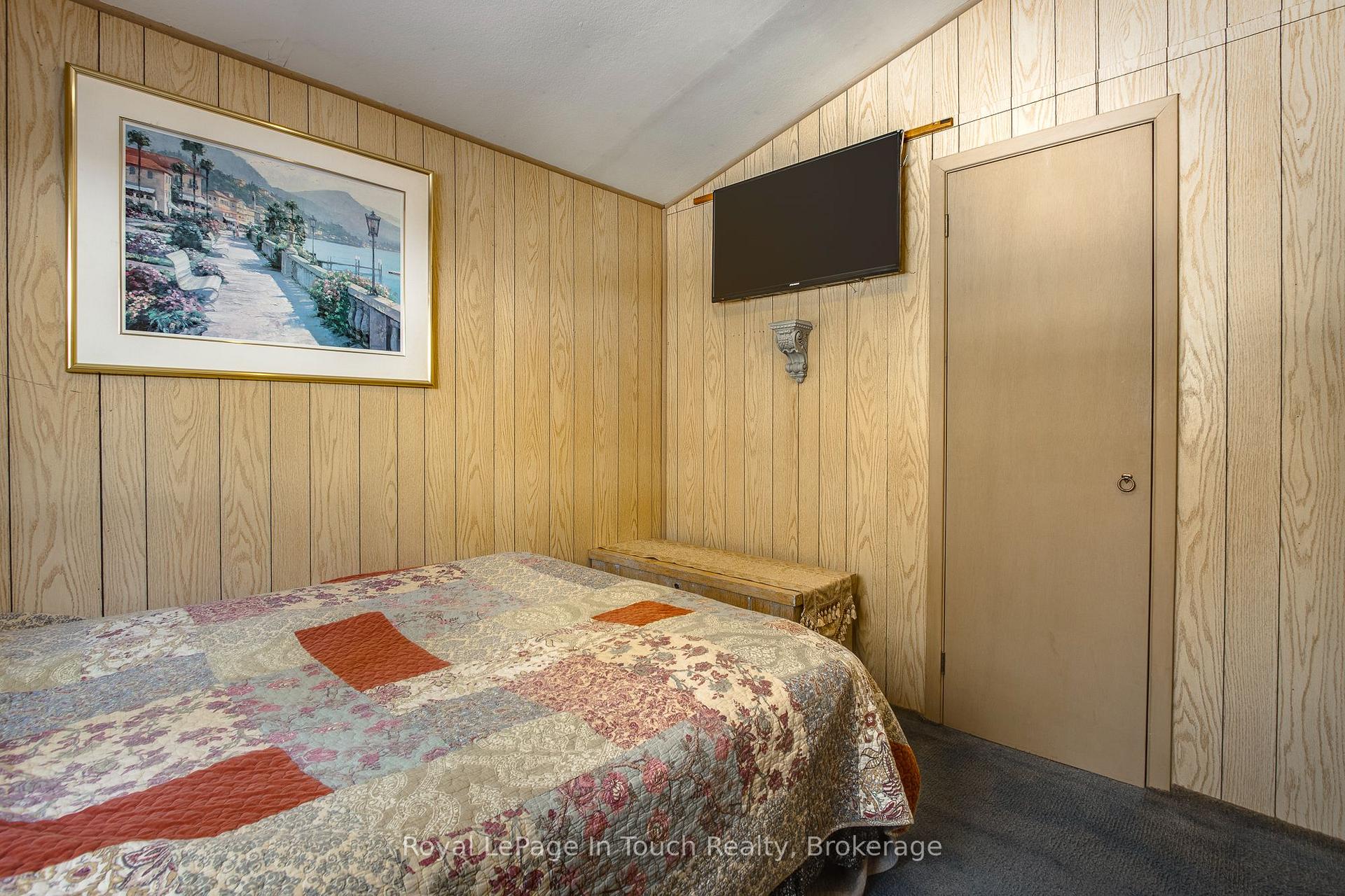 Photo 39 of 21 Moonlight Court, Tiny, Rural Tiny — HOMEH