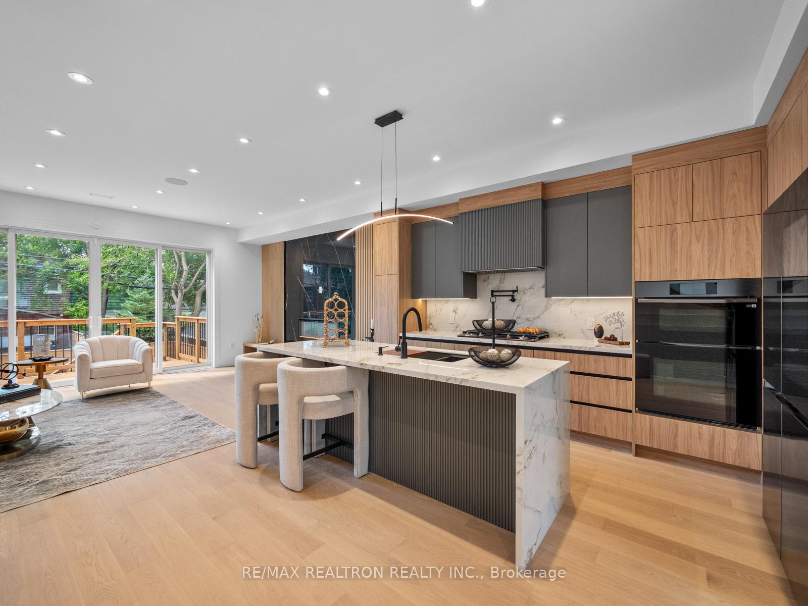 Photo 10 of 60 St Hubert Avenue, Toronto, East York — HOMEH