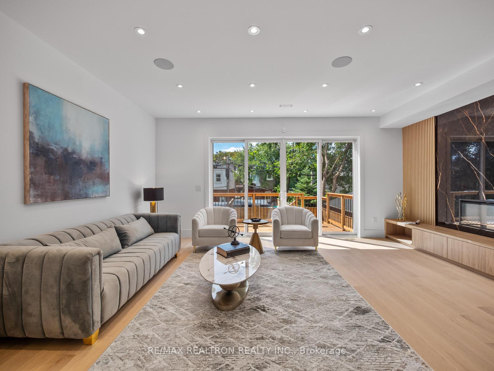 Photo 16 of 60 St Hubert Avenue, Toronto, East York — HOMEH