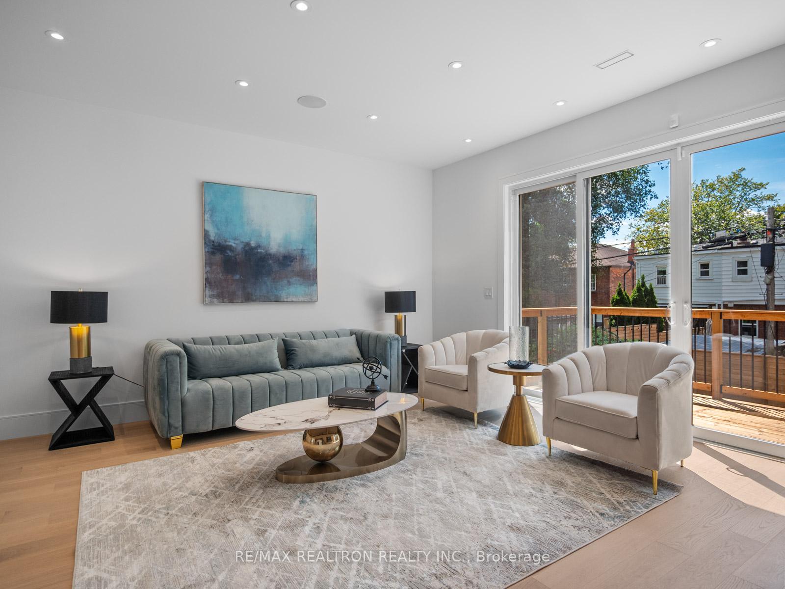 Photo 18 of 60 St Hubert Avenue, Toronto, East York — HOMEH