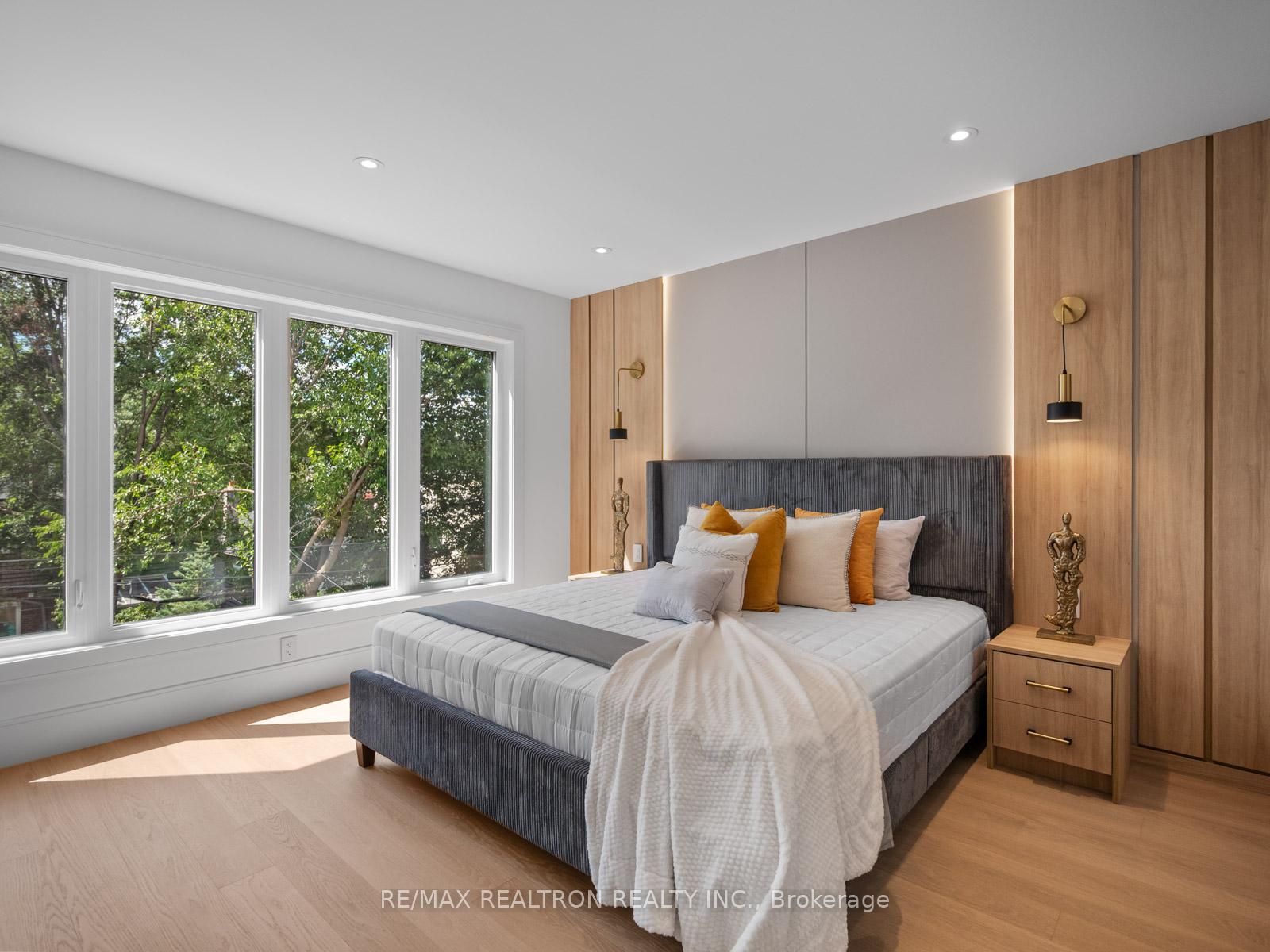 Photo 27 of 60 St Hubert Avenue, Toronto, East York — HOMEH