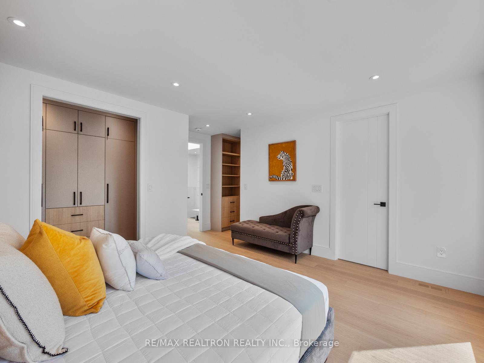 Photo 30 of 60 St Hubert Avenue, Toronto, East York — HOMEH