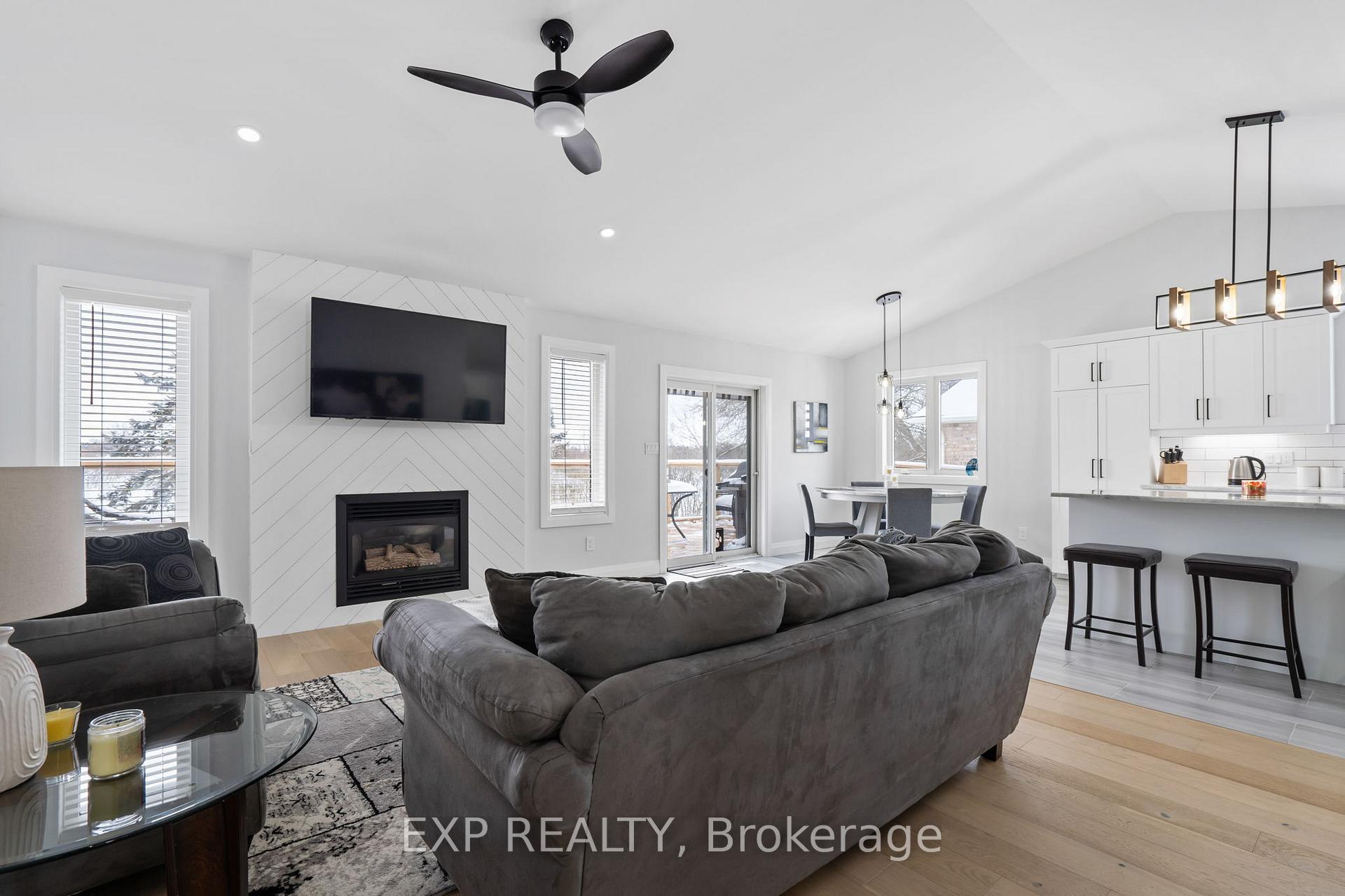 Photo 13 of 15 Amber Drive, Thames Centre, Rural Thames Centre — HOMEH