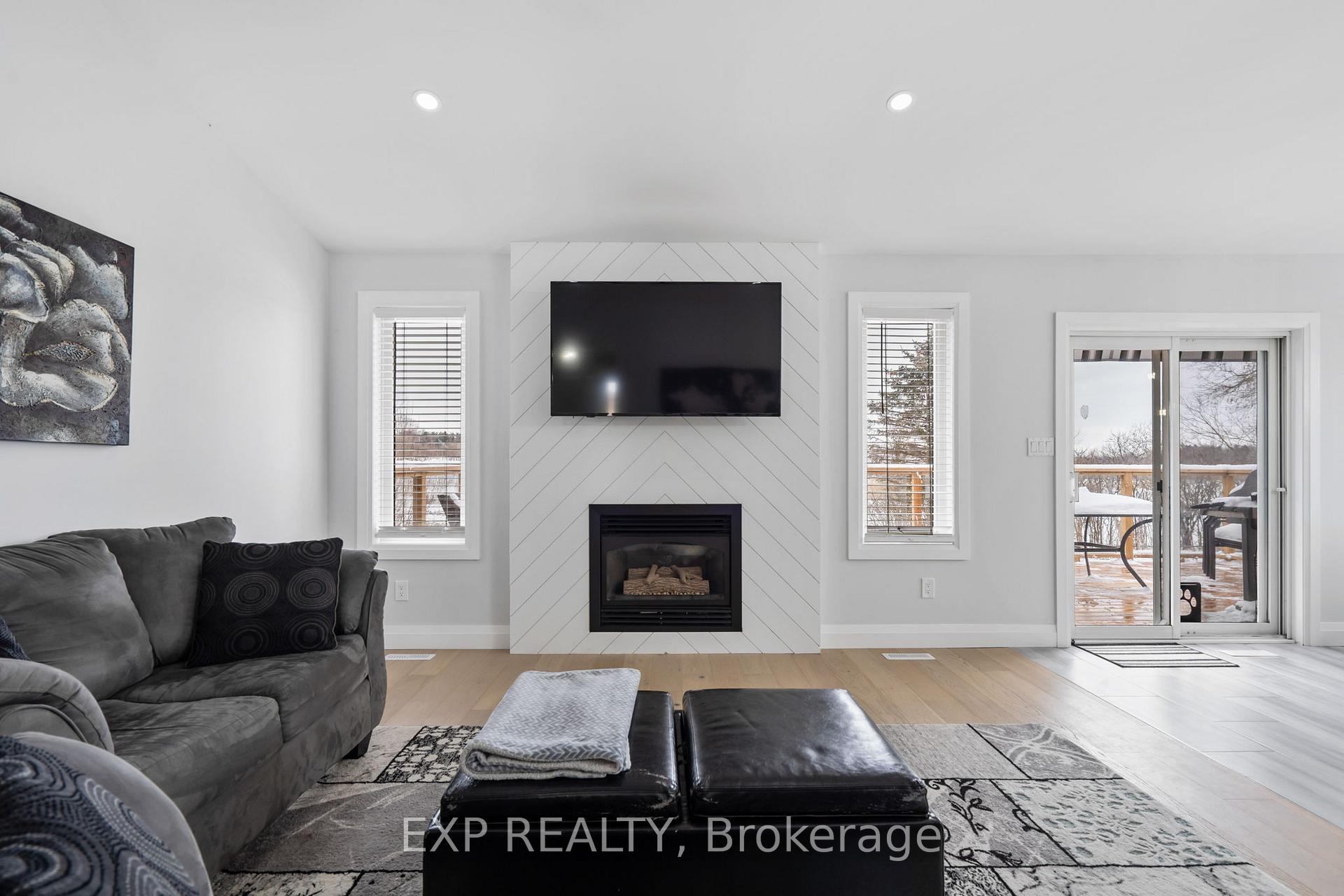 Photo 14 of 15 Amber Drive, Thames Centre, Rural Thames Centre — HOMEH