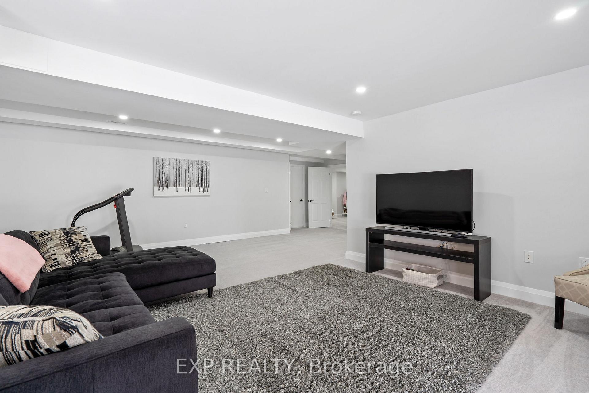 Photo 26 of 15 Amber Drive, Thames Centre, Rural Thames Centre — HOMEH