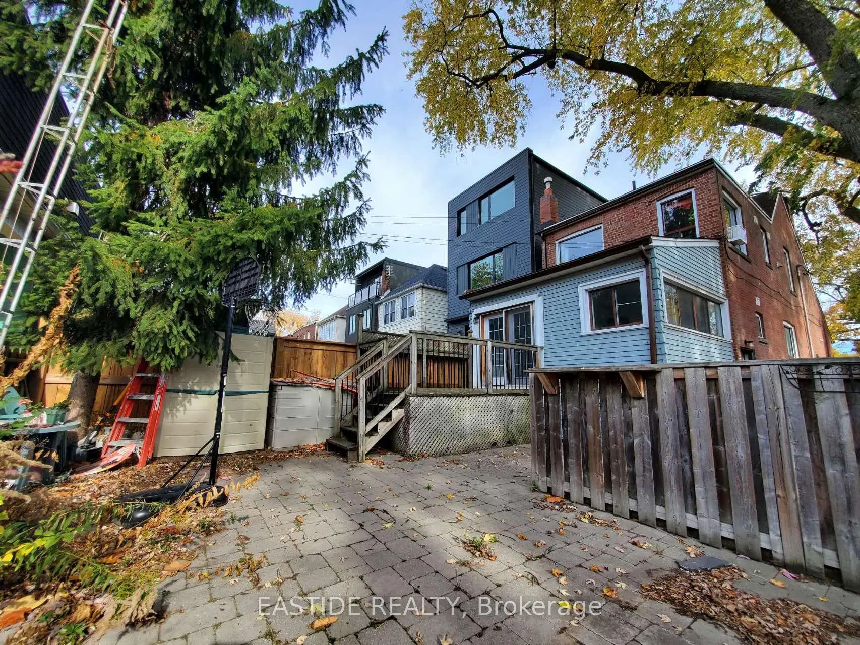 Front of Unit Main, 212 Monarch Park Avenue