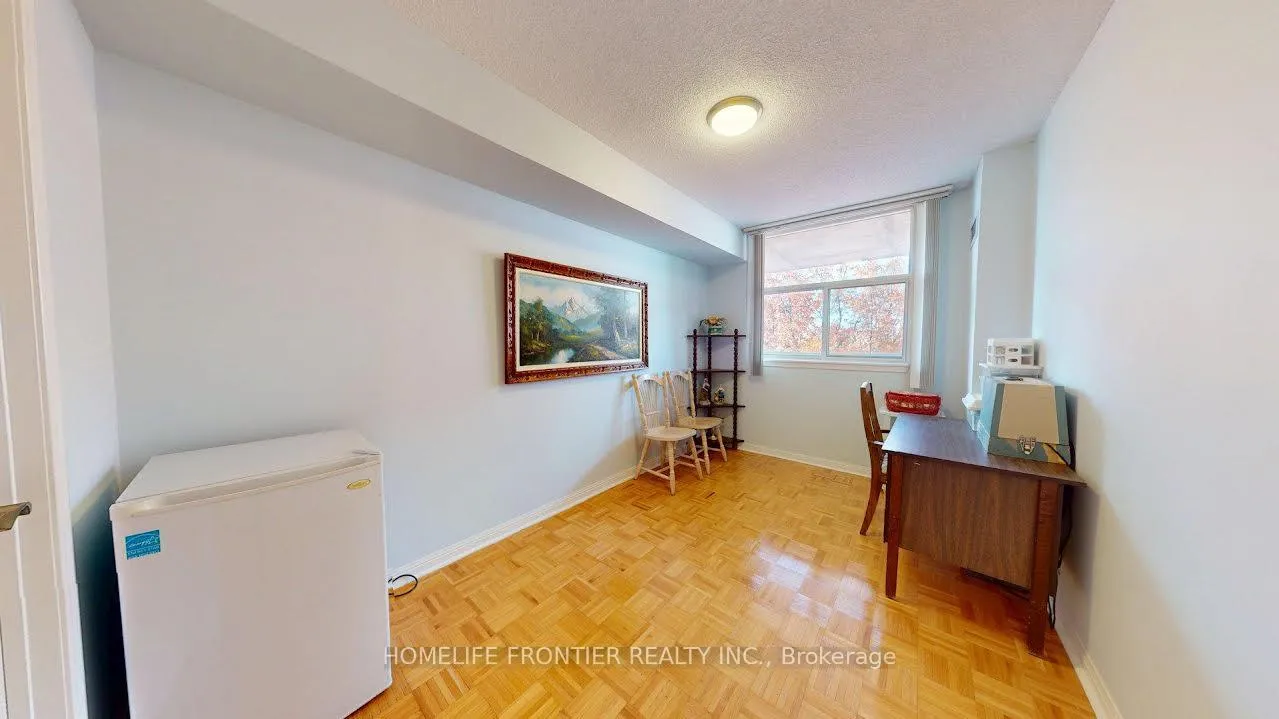 Photo 12 of Unit #314, 2502 Rutherford Road, Vaughan, Maple — HOMEH