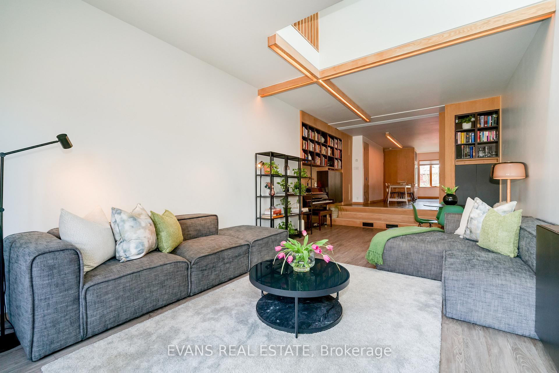Photo 3 of 83 Morse Street, Toronto, South Riverdale — HOMEH