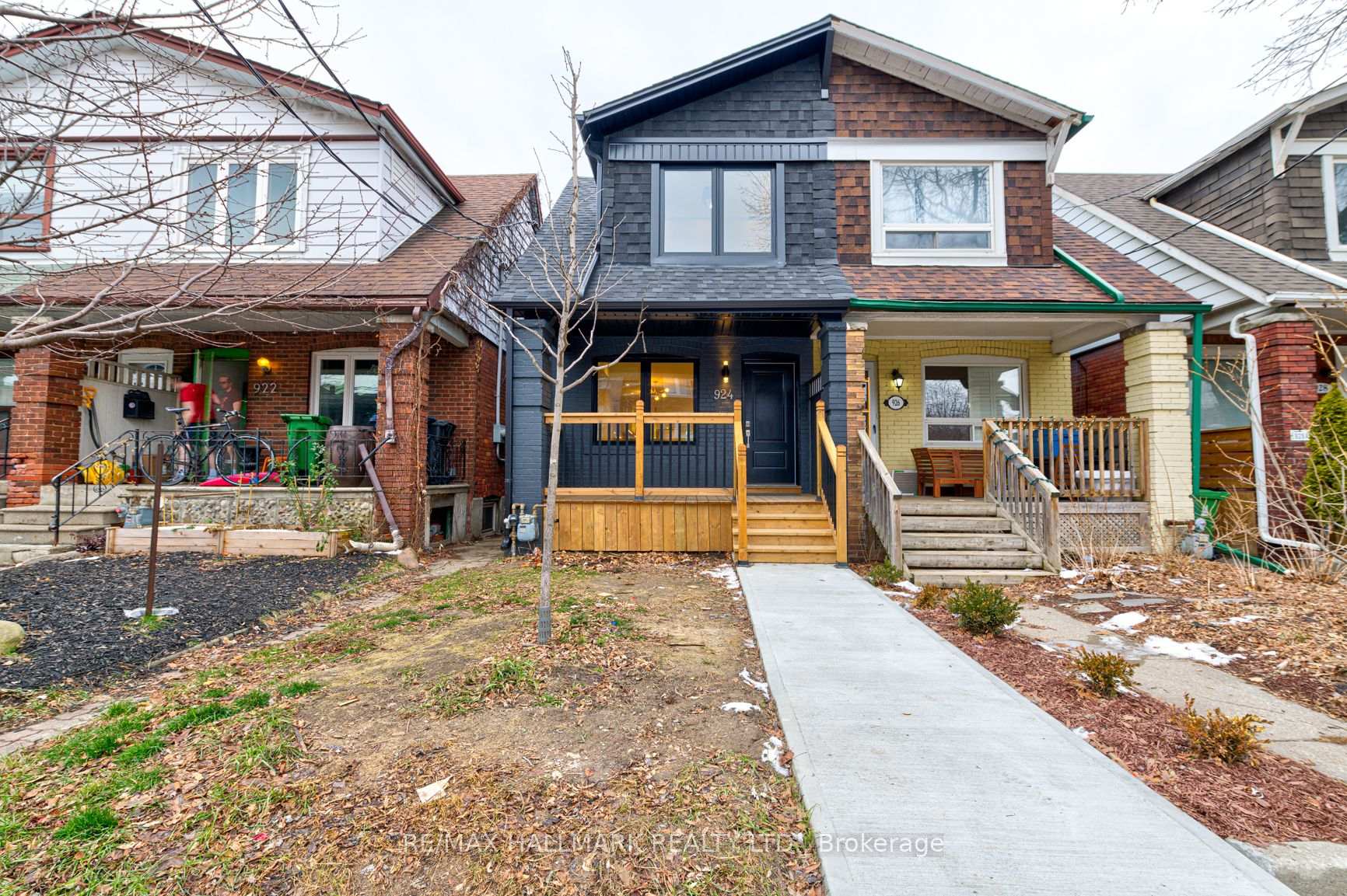 Photo 1 of Unit B, 924 Broadview Avenue, Toronto, Playter Estates-Danforth — HOMEH