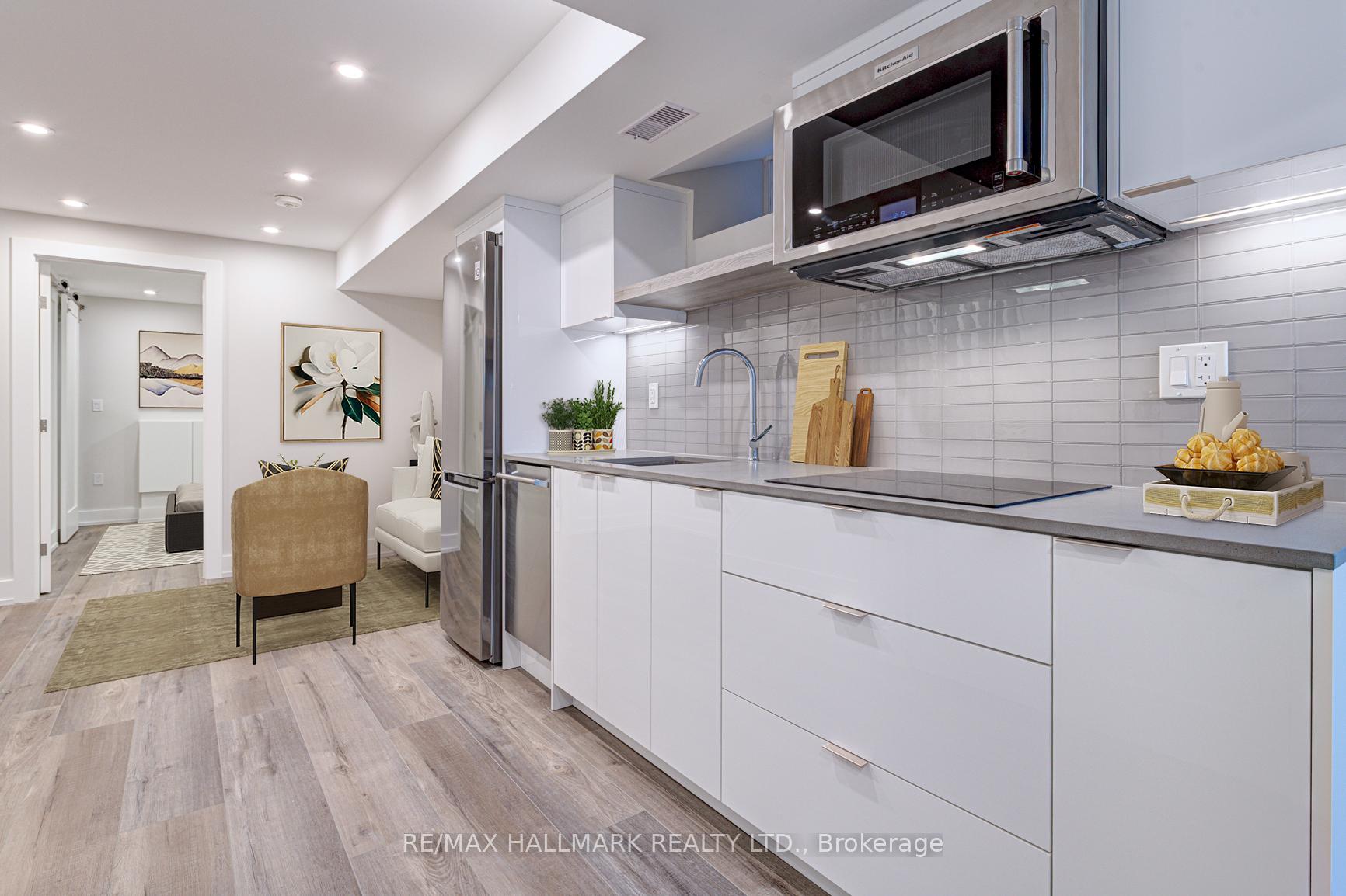 Photo 4 of Unit B, 924 Broadview Avenue, Toronto, Playter Estates-Danforth — HOMEH