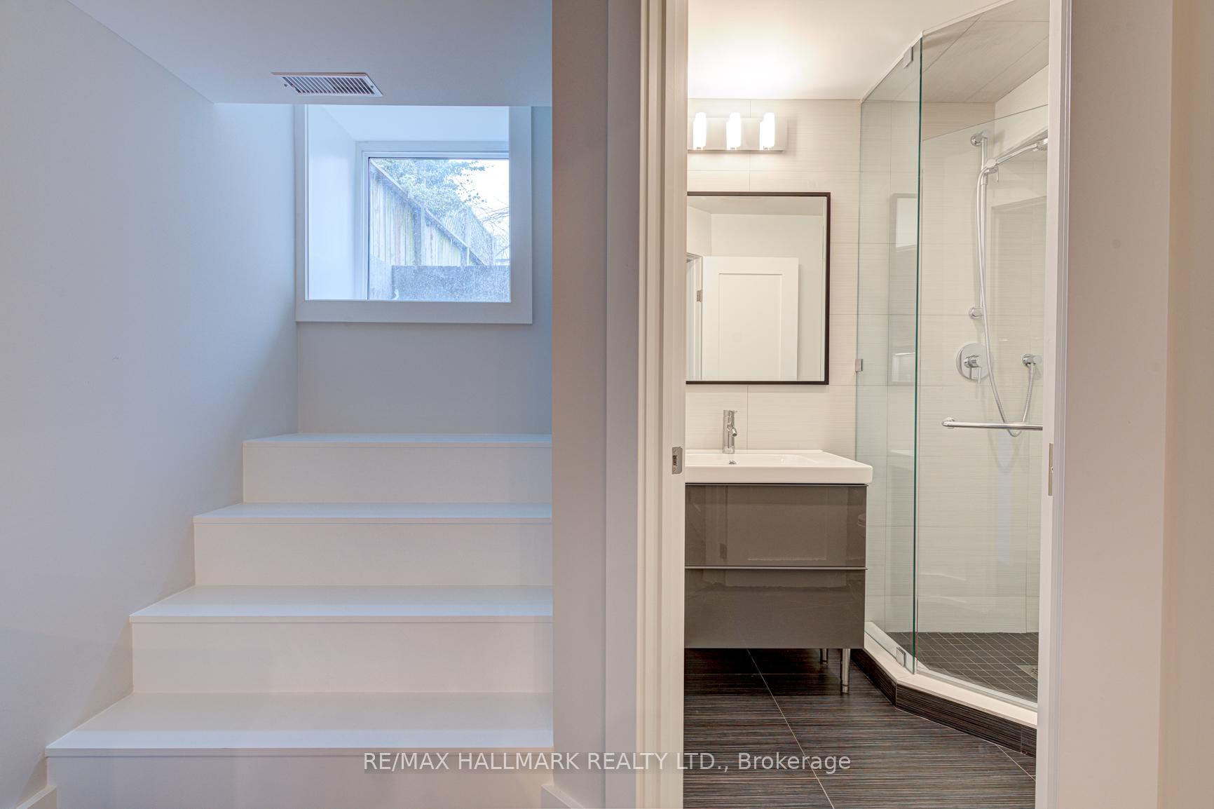 Photo 10 of Unit B, 924 Broadview Avenue, Toronto, Playter Estates-Danforth — HOMEH
