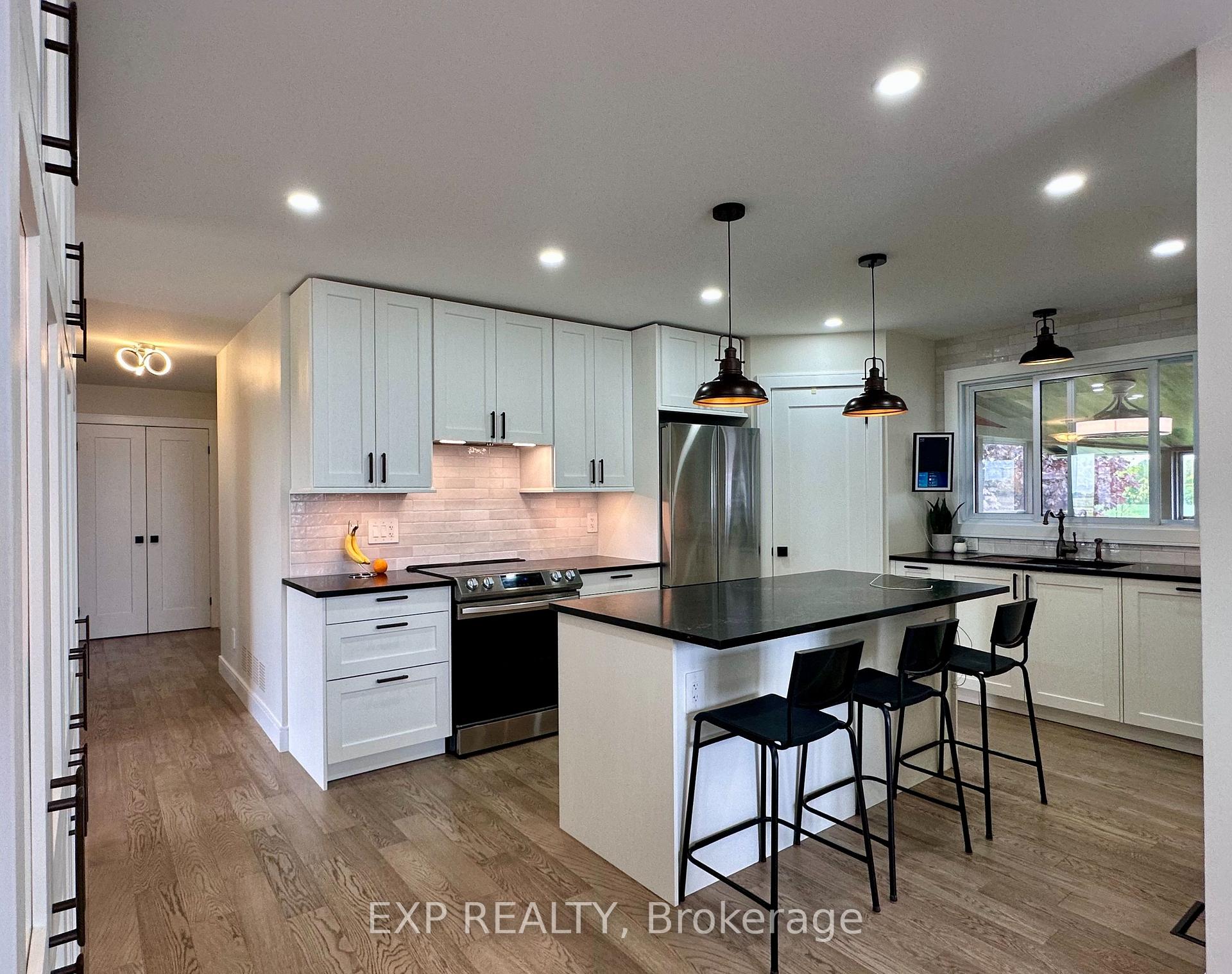 Photo 14 of 9235 Hickory Drive, Strathroy-Caradoc, Rural Strathroy-Caradoc — HOMEH