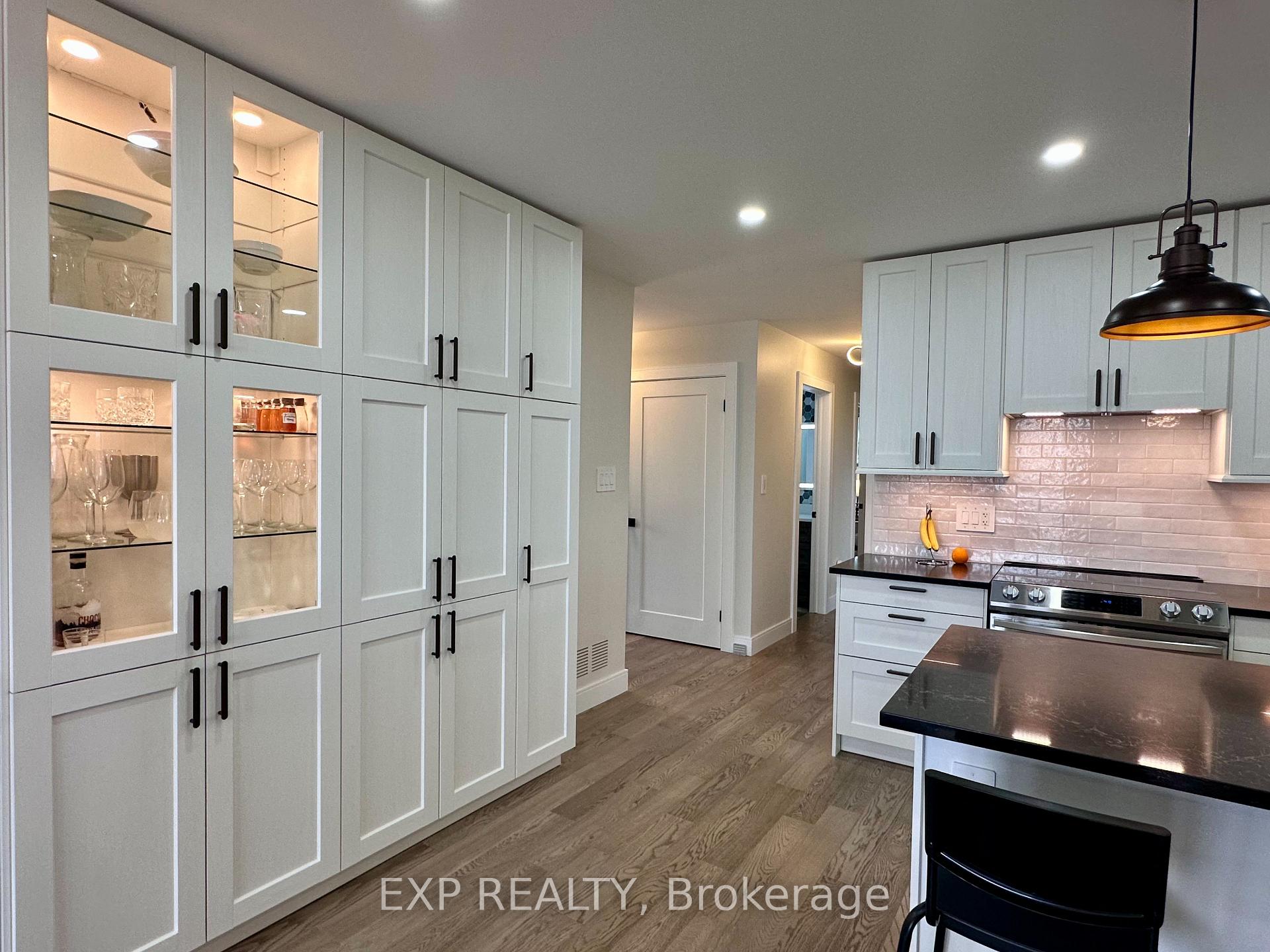 Photo 15 of 9235 Hickory Drive, Strathroy-Caradoc, Rural Strathroy-Caradoc — HOMEH