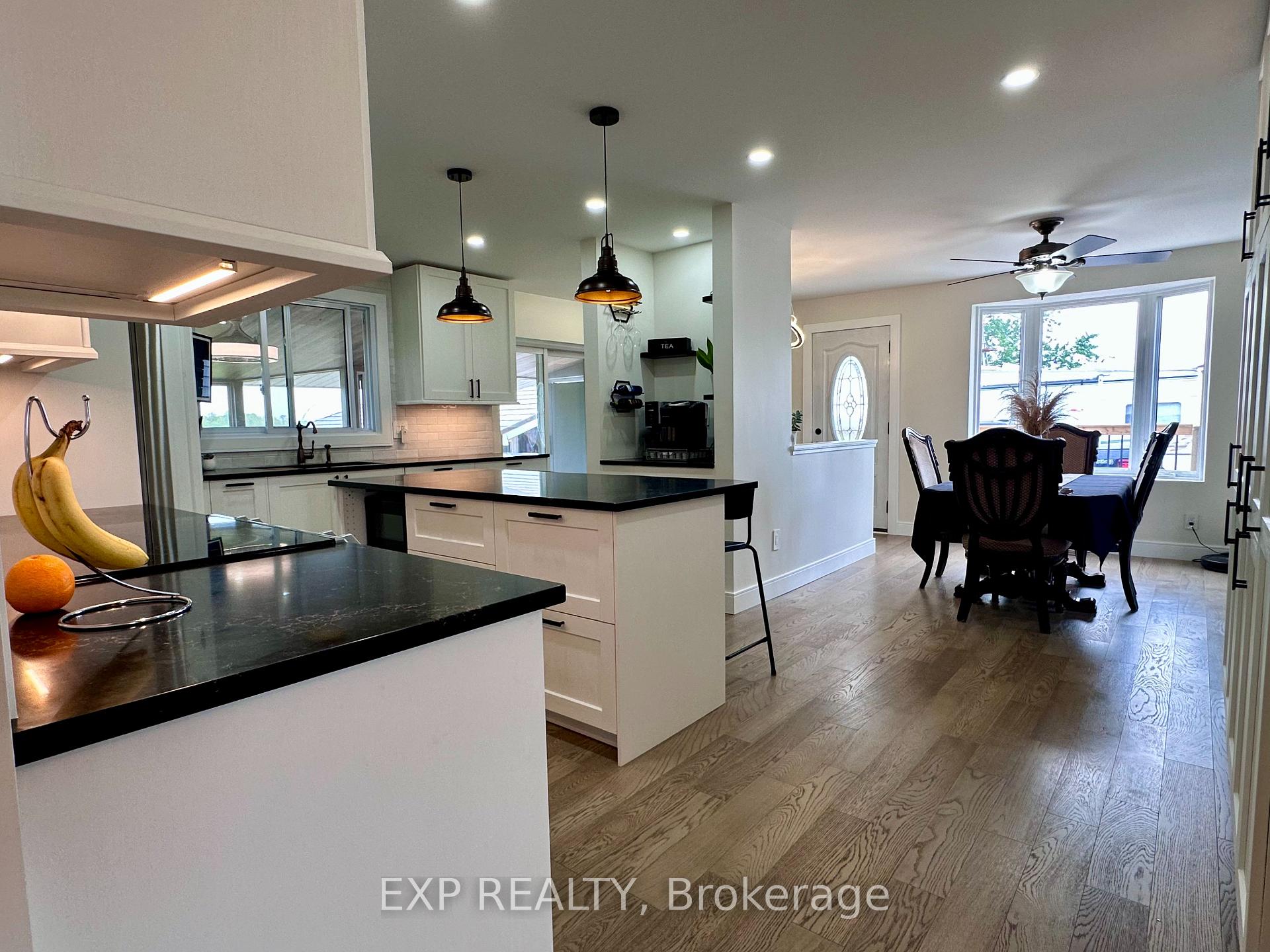 Photo 22 of 9235 Hickory Drive, Strathroy-Caradoc, Rural Strathroy-Caradoc — HOMEH