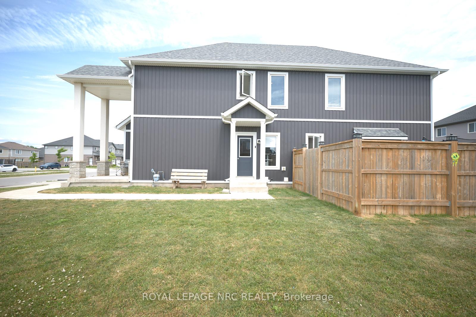 Photo 4 of 14 Lamb Crescent, Thorold, Hurricane/Merrittville — HOMEH