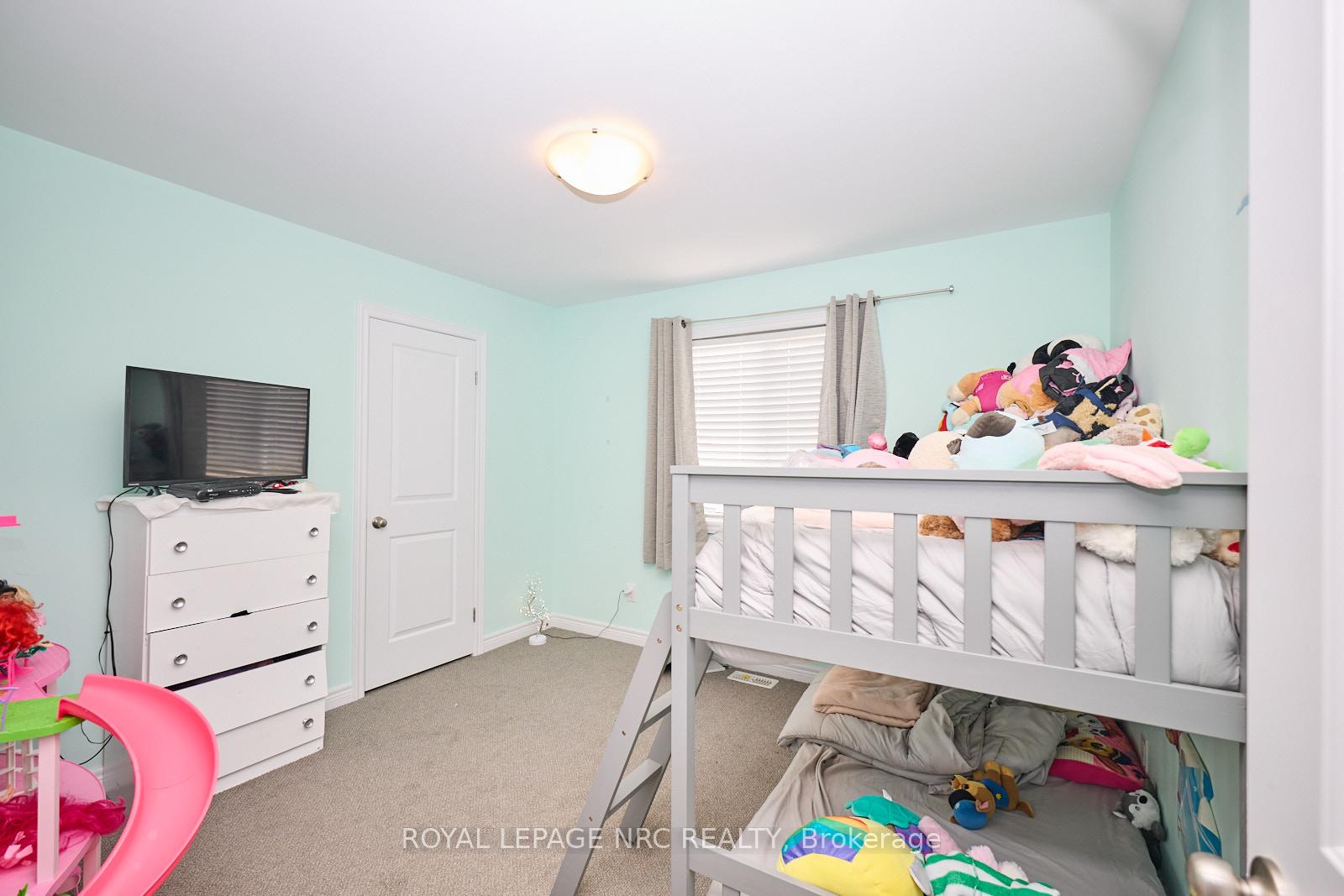 Photo 22 of 14 Lamb Crescent, Thorold, Hurricane/Merrittville — HOMEH