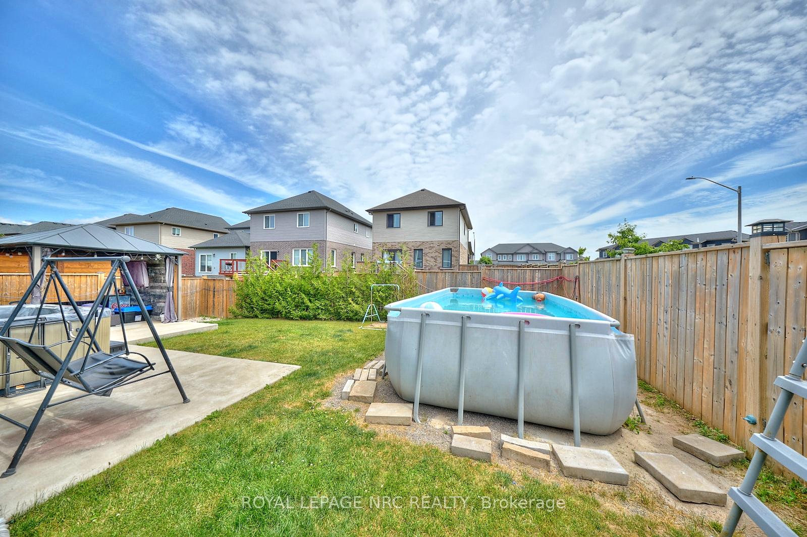 Photo 47 of 14 Lamb Crescent, Thorold, Hurricane/Merrittville — HOMEH