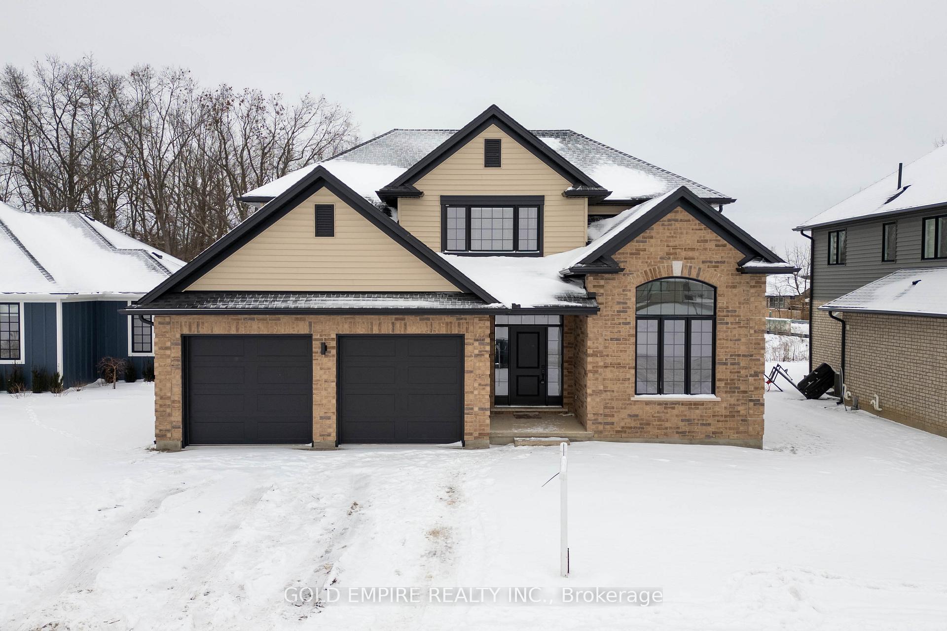 Front of 2177 Lockwood Crescent