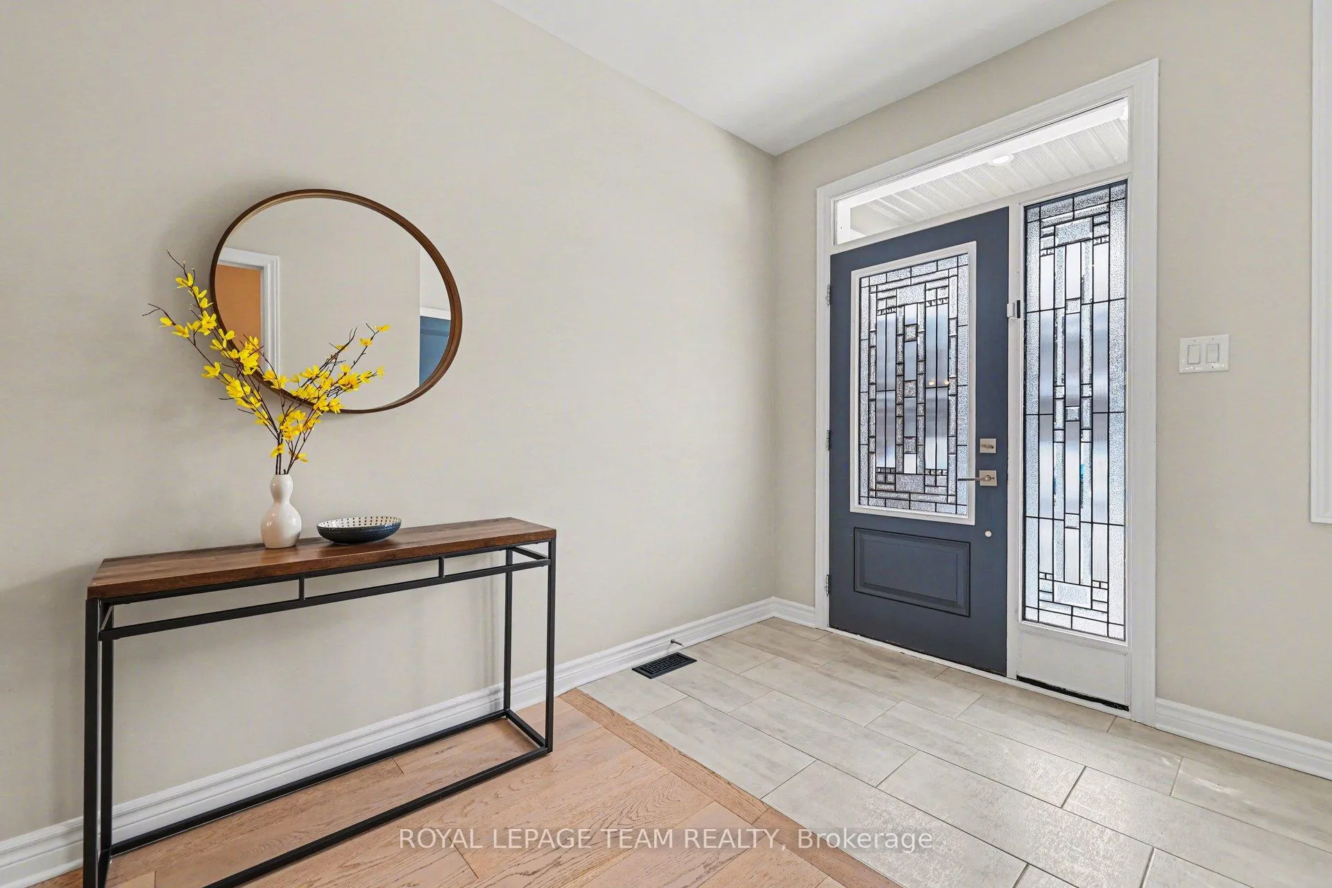 Photo 4 of 13 Allan Moore Place, Ottawa, Stittsville (North) — HOMEH
