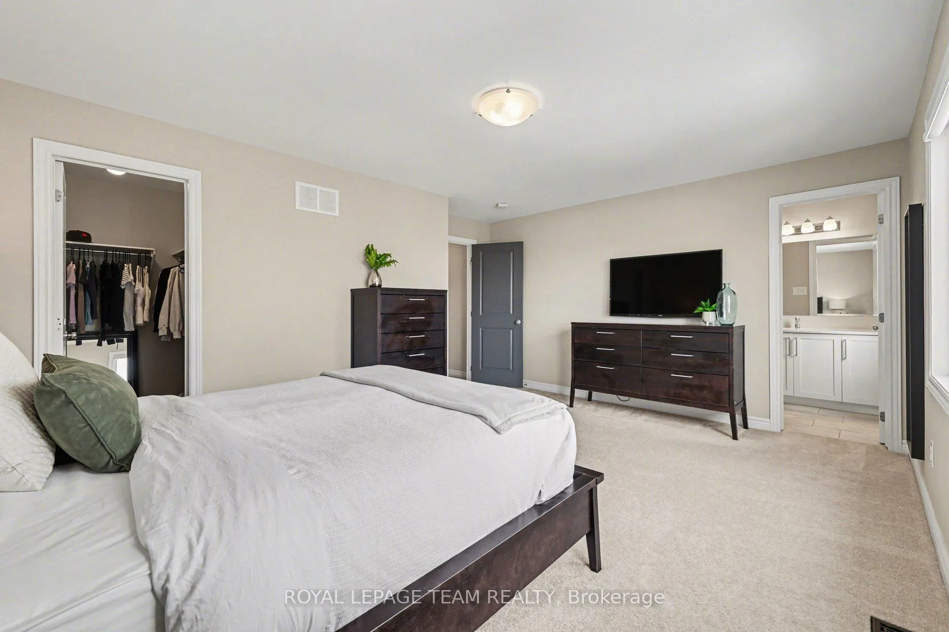 Photo 20 of 13 Allan Moore Place, Ottawa, Stittsville (North) — HOMEH