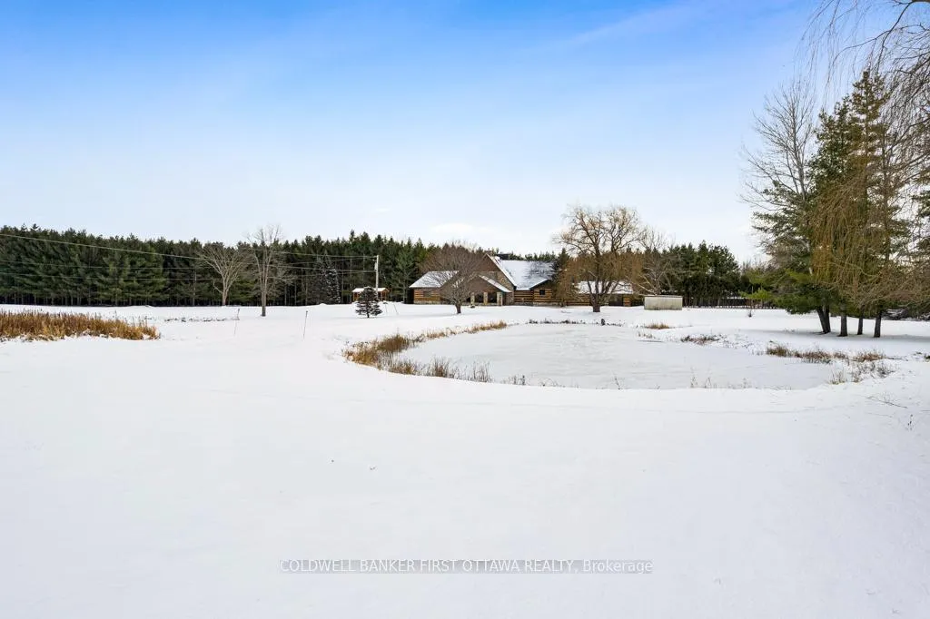 Photo 5 of 2499 Bathurst Concession 2 Road, Tay Valley, Bathurst/Burgess & Sherbrooke (Bathurst) Twp — HOMEH