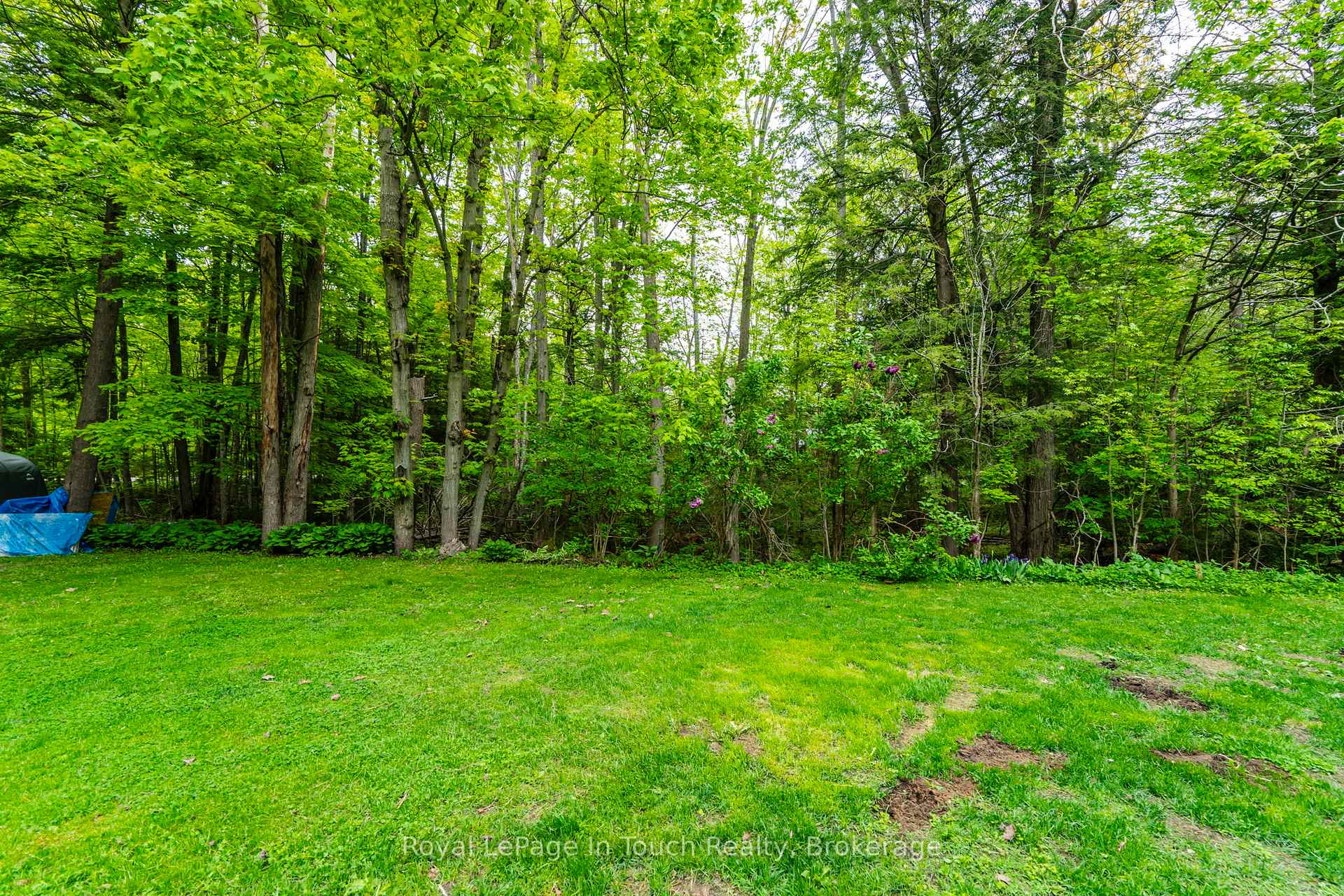 Photo 8 of 66 Joliet Crescent, Tiny, Rural Tiny — HOMEH