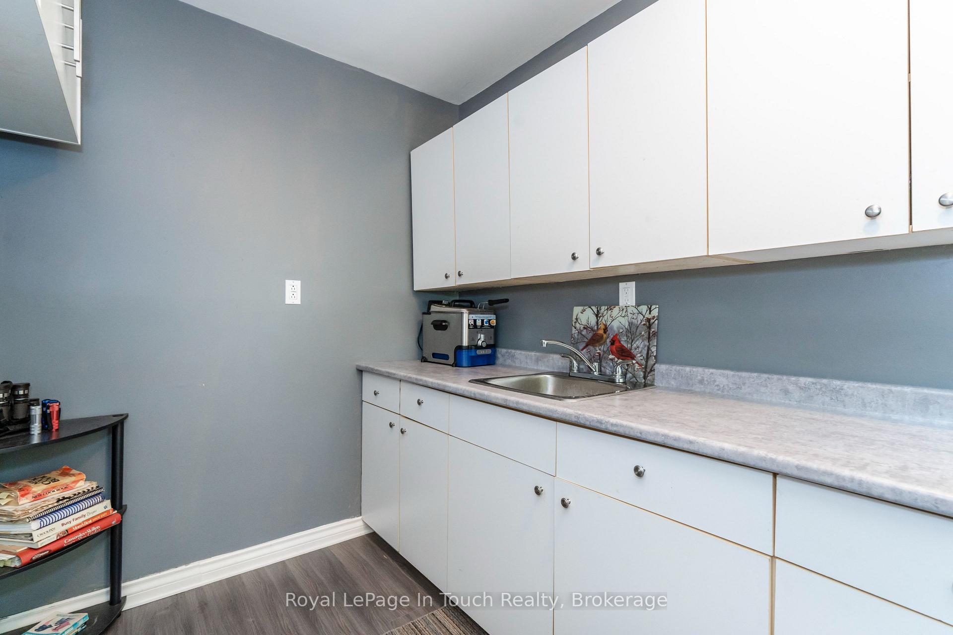 Photo 17 of 66 Joliet Crescent, Tiny, Rural Tiny — HOMEH