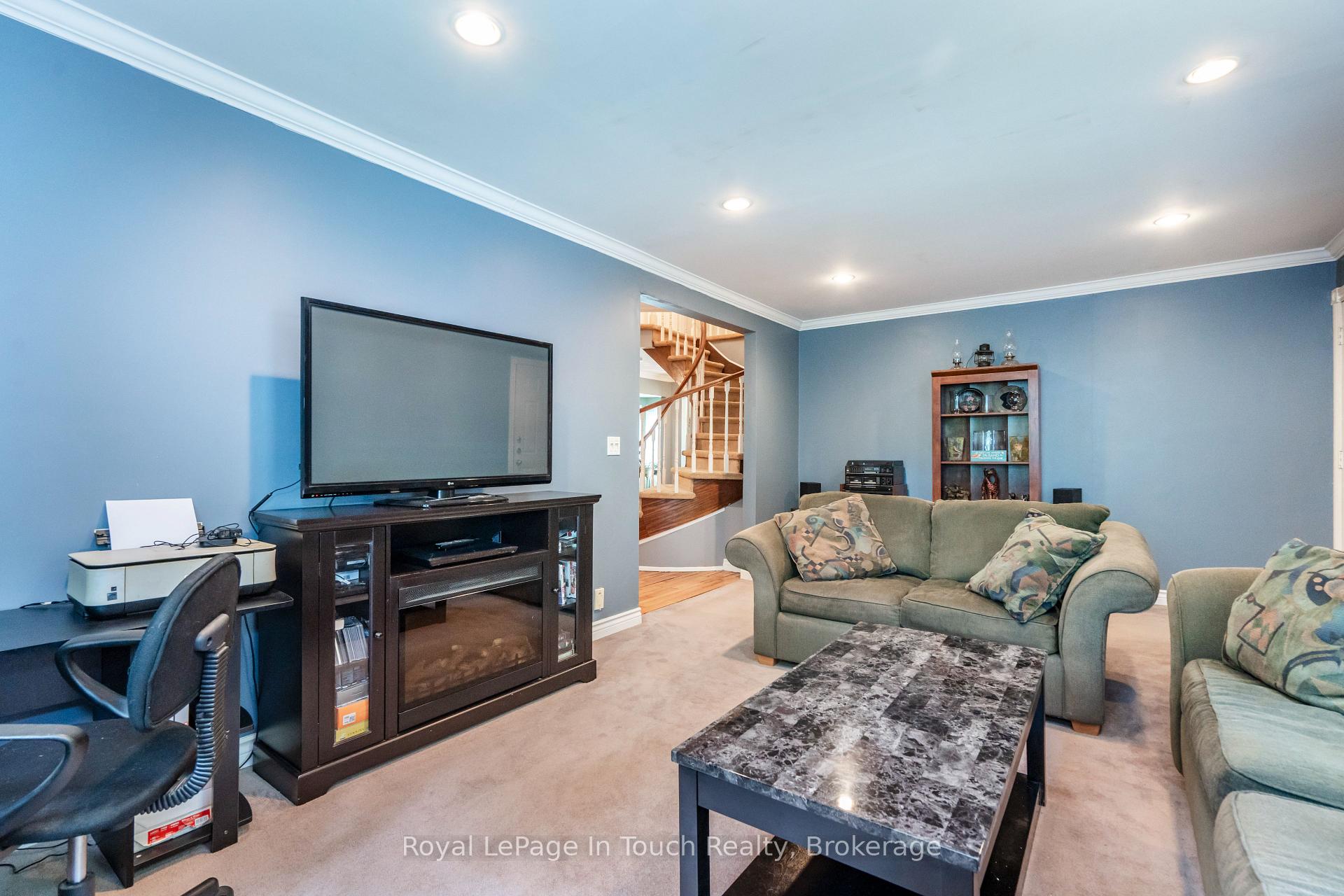 Photo 24 of 66 Joliet Crescent, Tiny, Rural Tiny — HOMEH