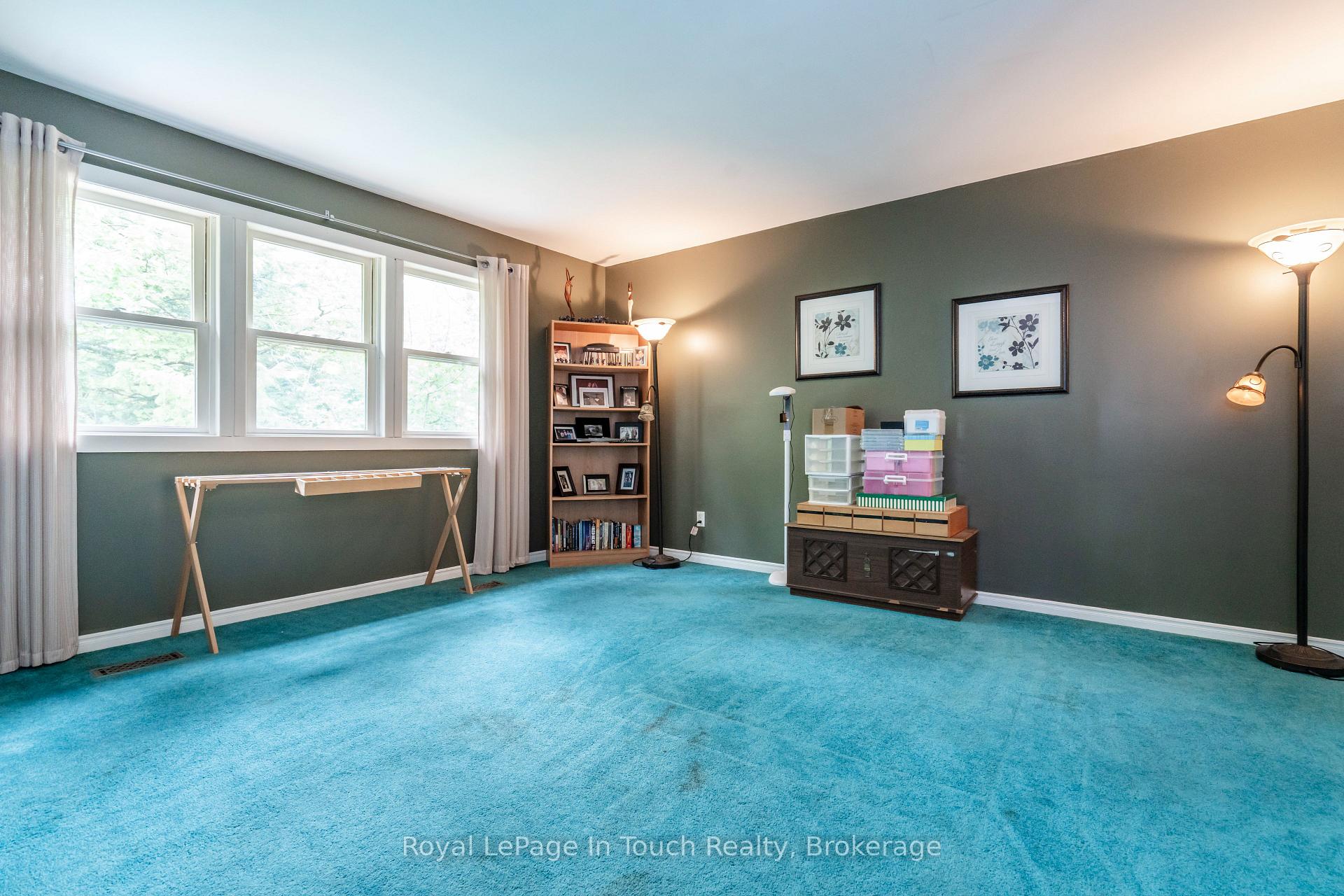 Photo 28 of 66 Joliet Crescent, Tiny, Rural Tiny — HOMEH