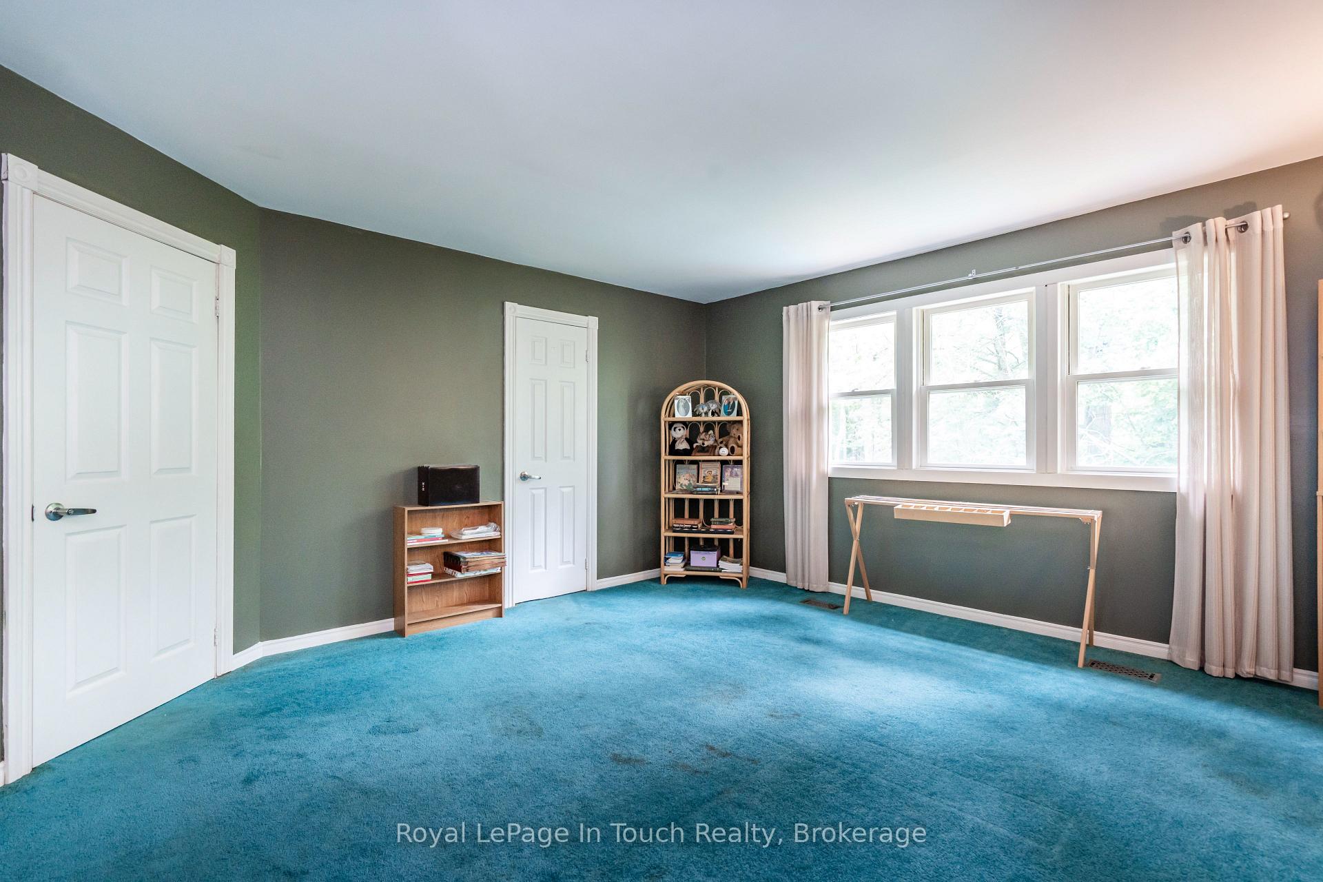 Photo 29 of 66 Joliet Crescent, Tiny, Rural Tiny — HOMEH
