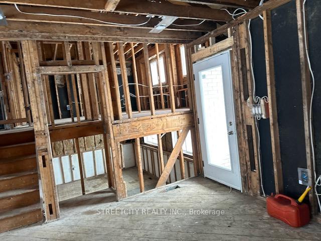 Photo 9 of 3892 Dundas Street, Thames Centre, Rural Thames Centre — HOMEH