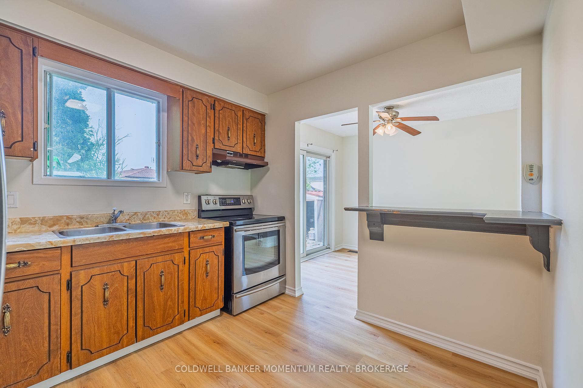 Photo 16 of 18 Tara Crescent, Thorold, Confederation Heights — HOMEH