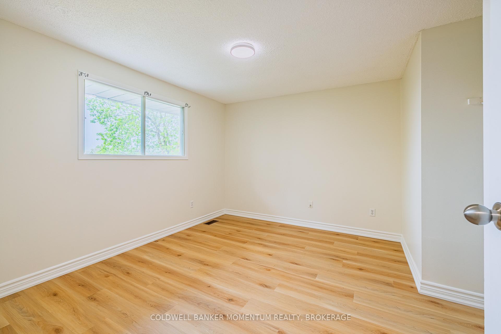 Photo 21 of 18 Tara Crescent, Thorold, Confederation Heights — HOMEH