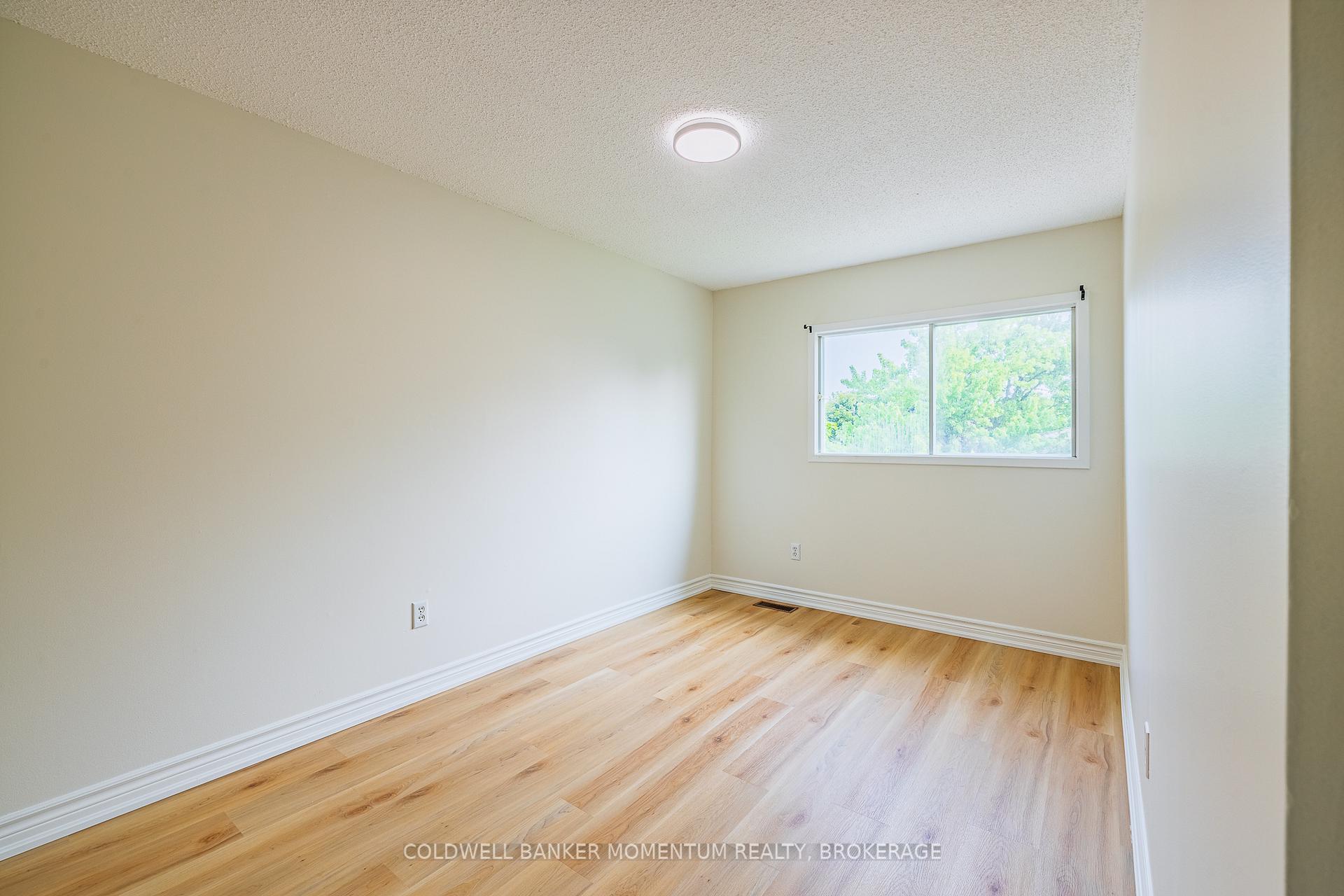 Photo 23 of 18 Tara Crescent, Thorold, Confederation Heights — HOMEH