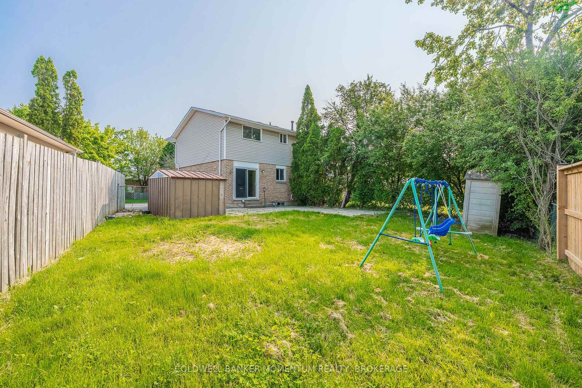 Photo 34 of 18 Tara Crescent, Thorold, Confederation Heights — HOMEH