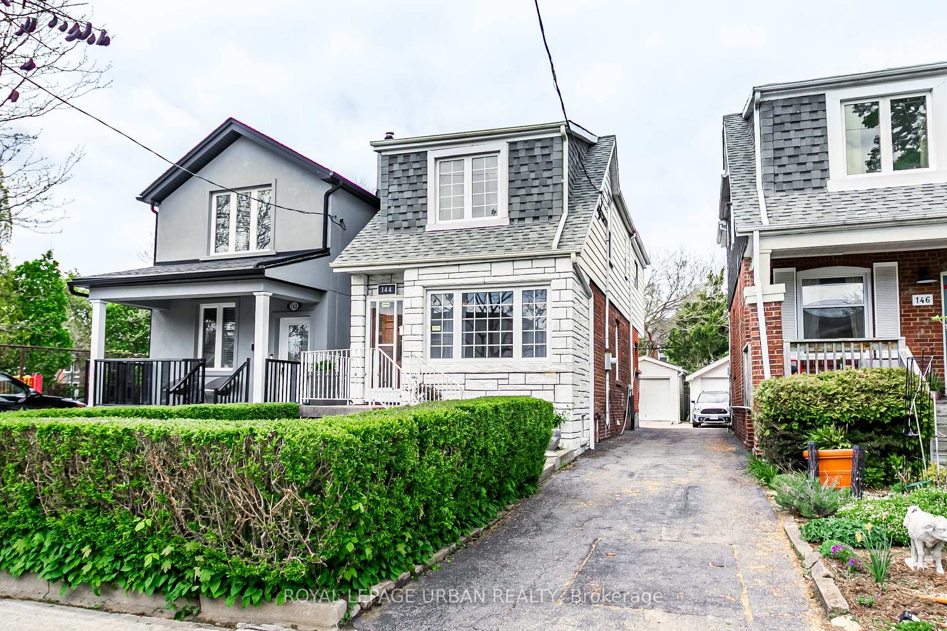 Photo 2 of 144 Aldwych Avenue, Toronto, Danforth Village-East York — HOMEH