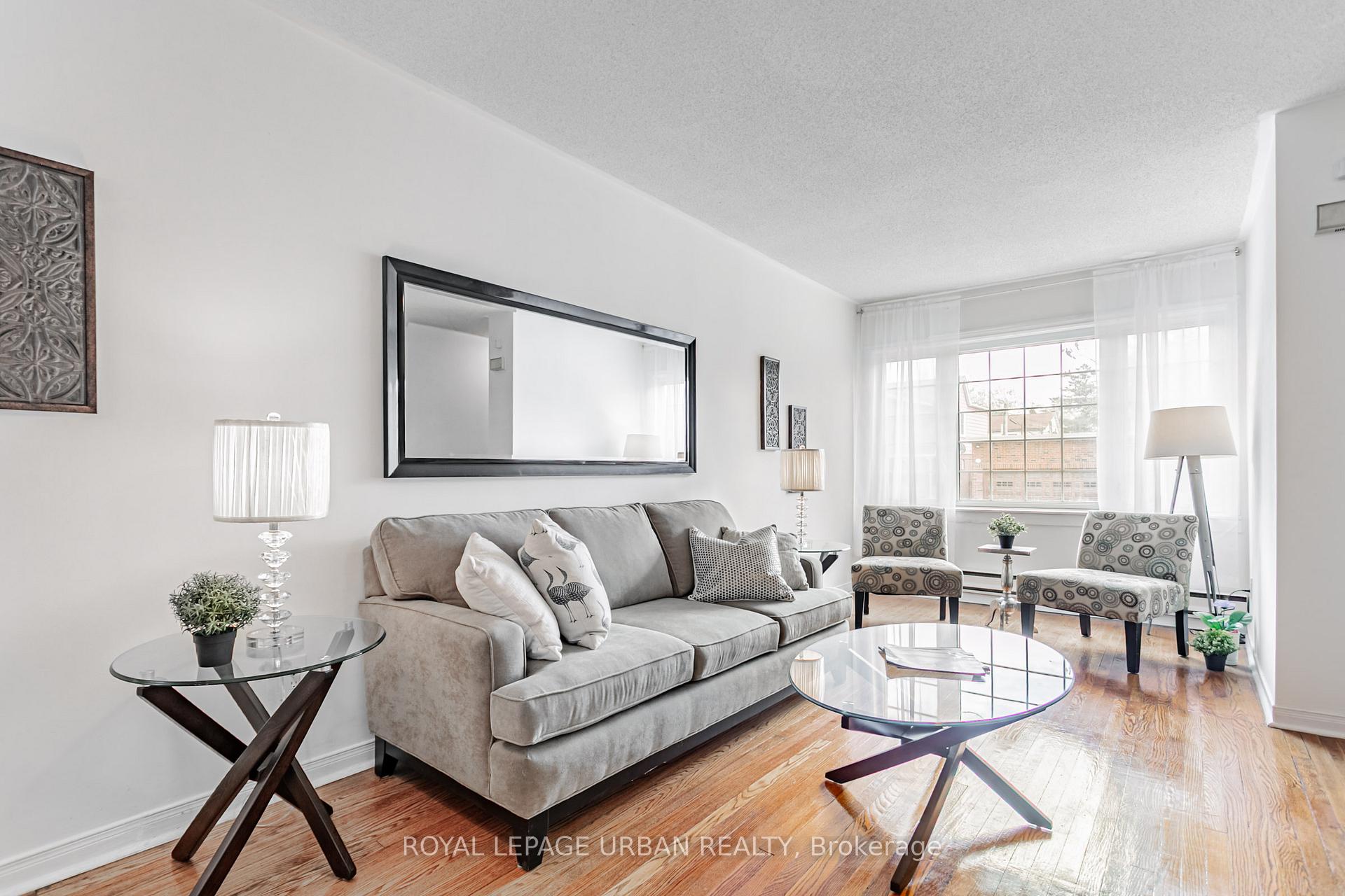 Photo 5 of 144 Aldwych Avenue, Toronto, Danforth Village-East York — HOMEH