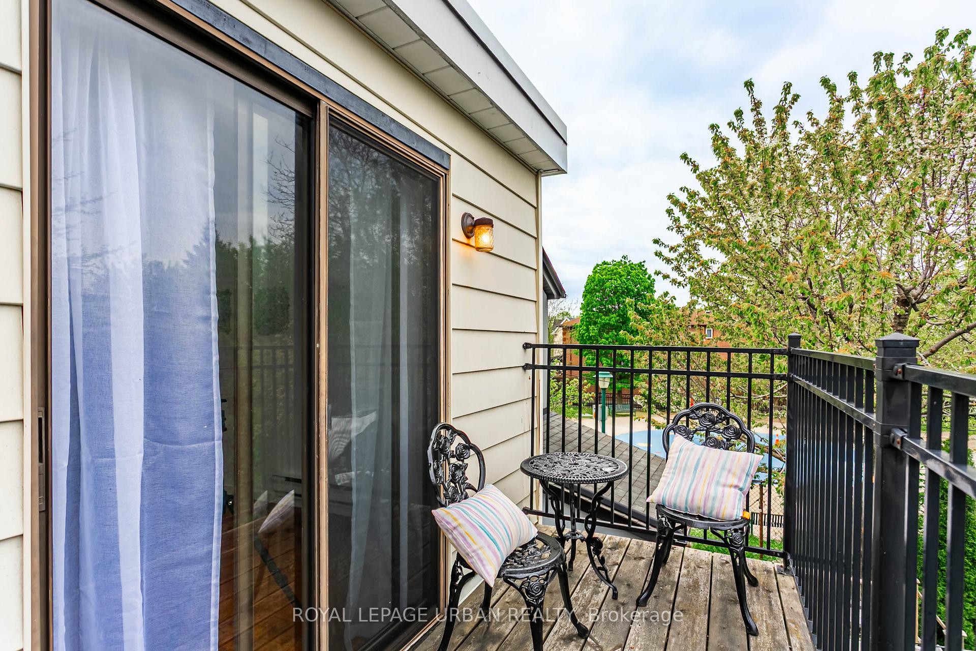 Photo 17 of 144 Aldwych Avenue, Toronto, Danforth Village-East York — HOMEH