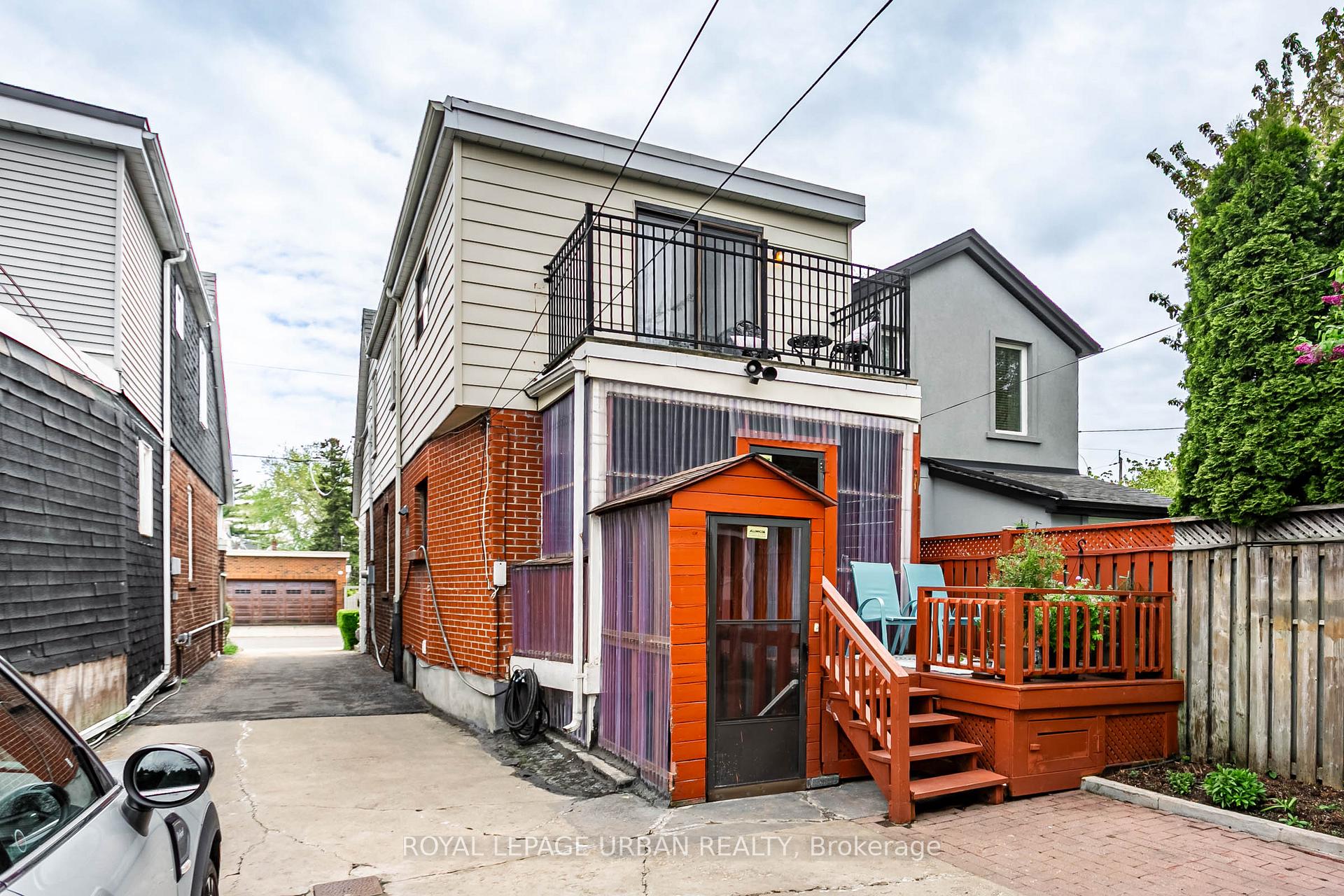 Photo 31 of 144 Aldwych Avenue, Toronto, Danforth Village-East York — HOMEH