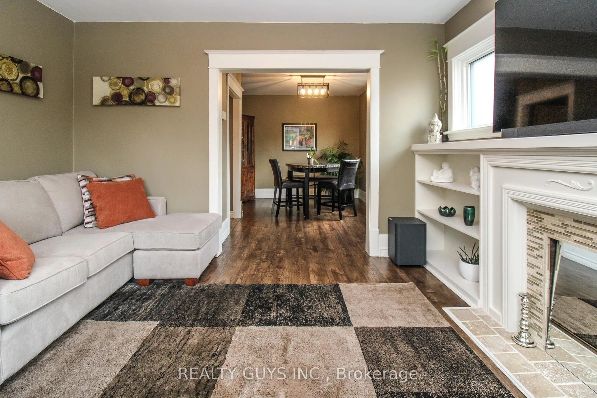 Photo 24 of 554 Douglas Avenue, Peterborough, Town Ward 3 — HOMEH