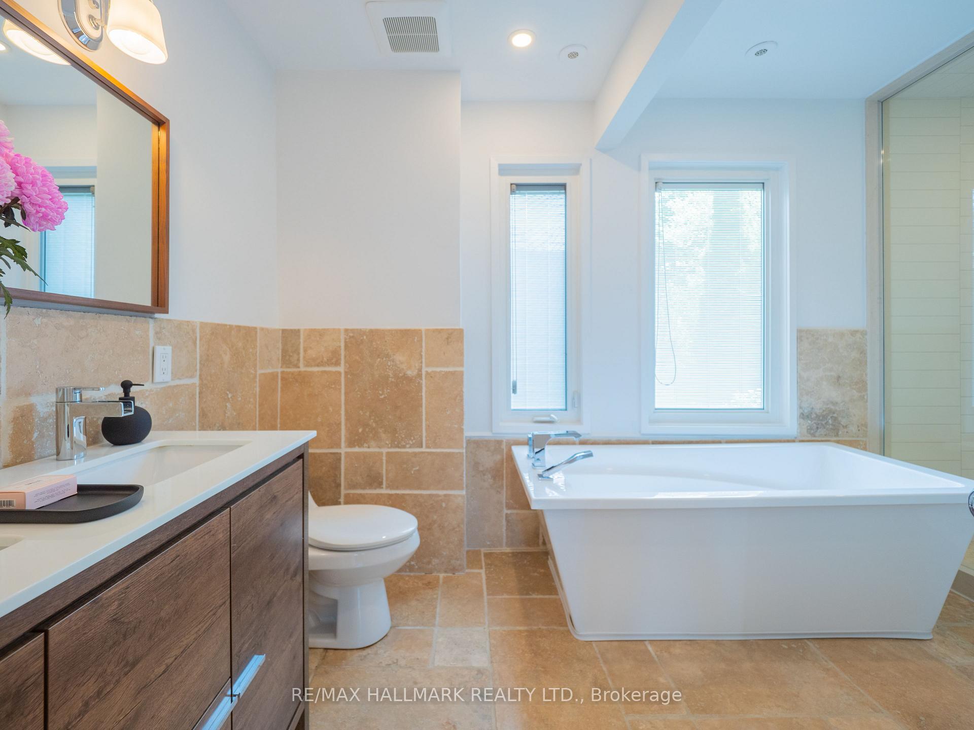 Photo 32 of 51 Ingham Avenue, Toronto, North Riverdale — HOMEH