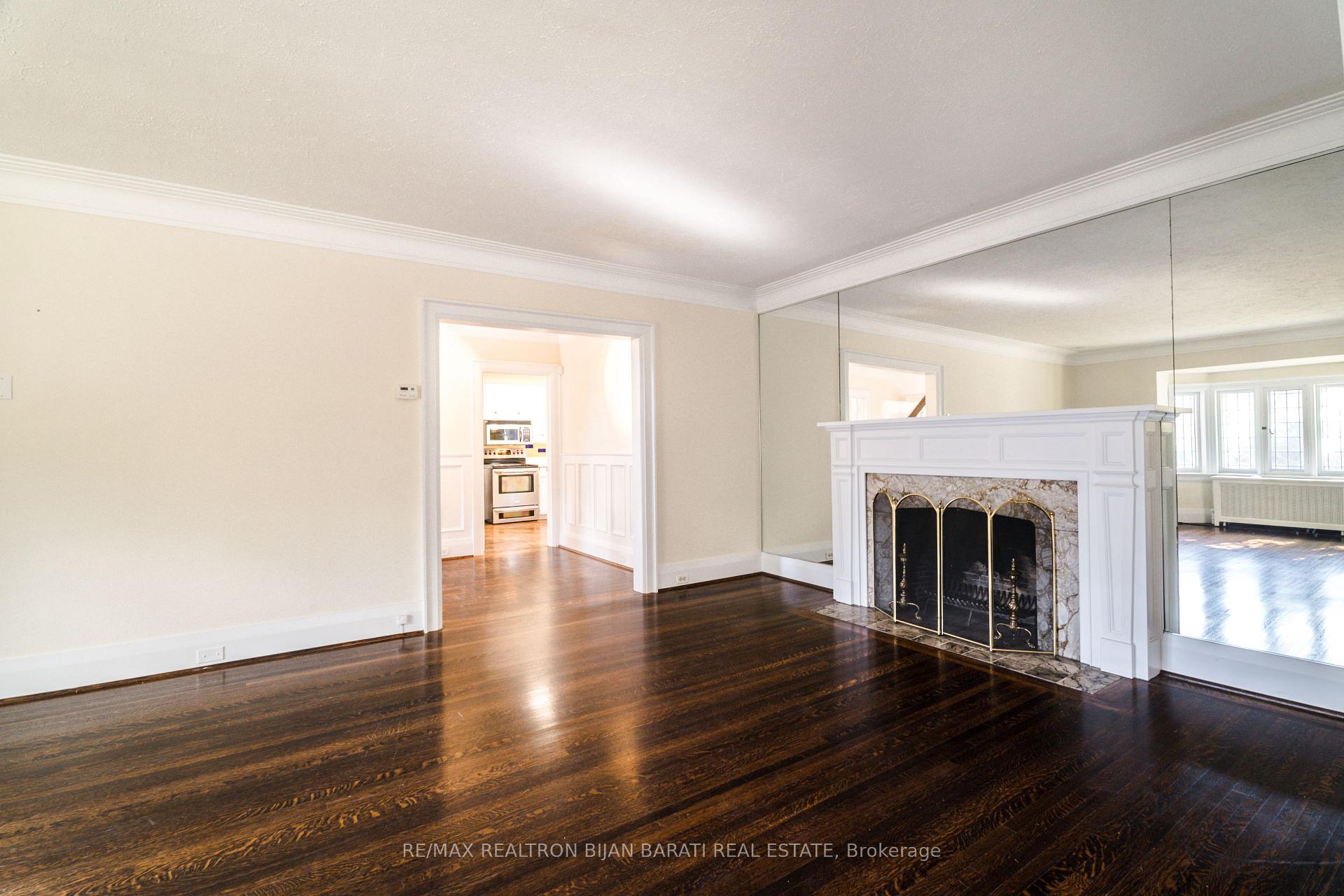 Photo 14 of 62 Elderwood Drive, Toronto, Forest Hill South — HOMEH