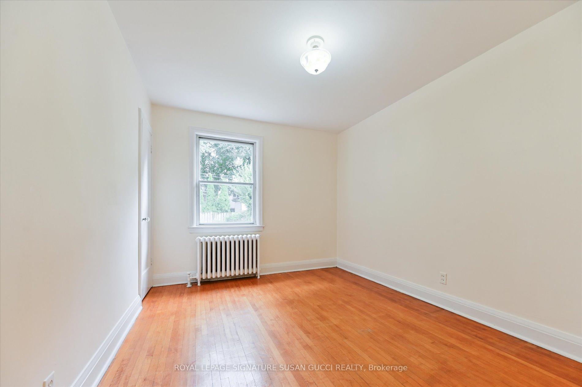 Photo 12 of 2747 St Clair Avenue E, Toronto, O'Connor-Parkview — HOMEH