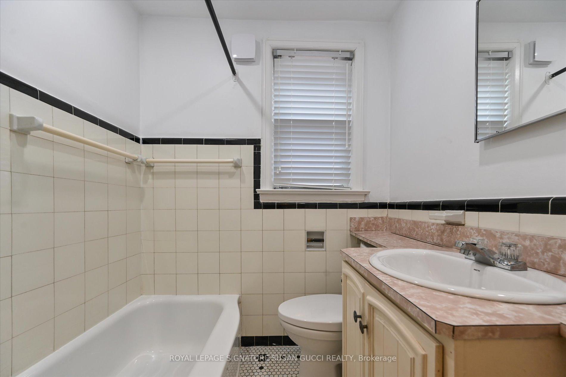 Photo 13 of 2747 St Clair Avenue E, Toronto, O'Connor-Parkview — HOMEH