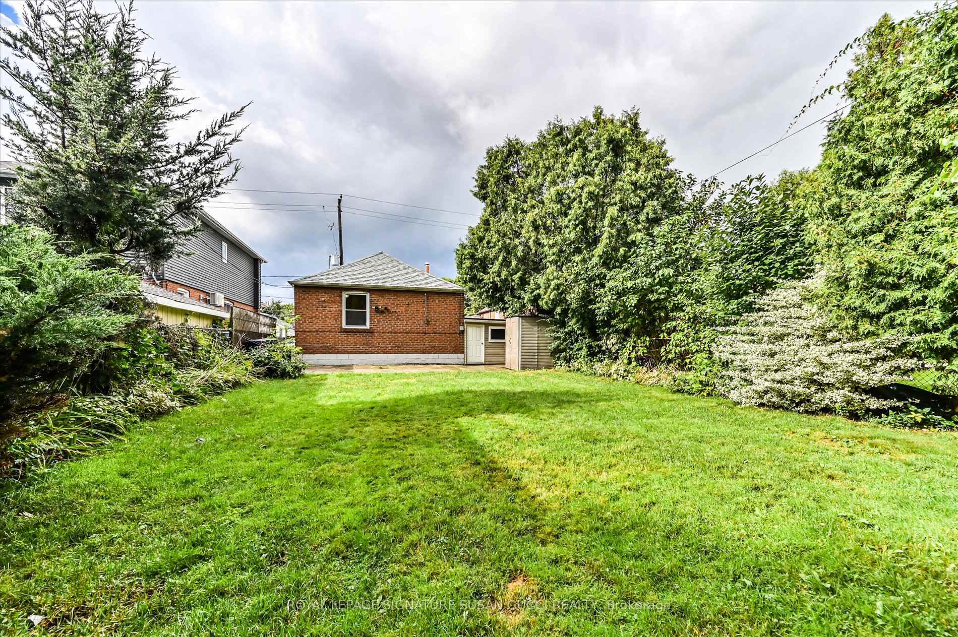 Photo 22 of 2747 St Clair Avenue E, Toronto, O'Connor-Parkview — HOMEH