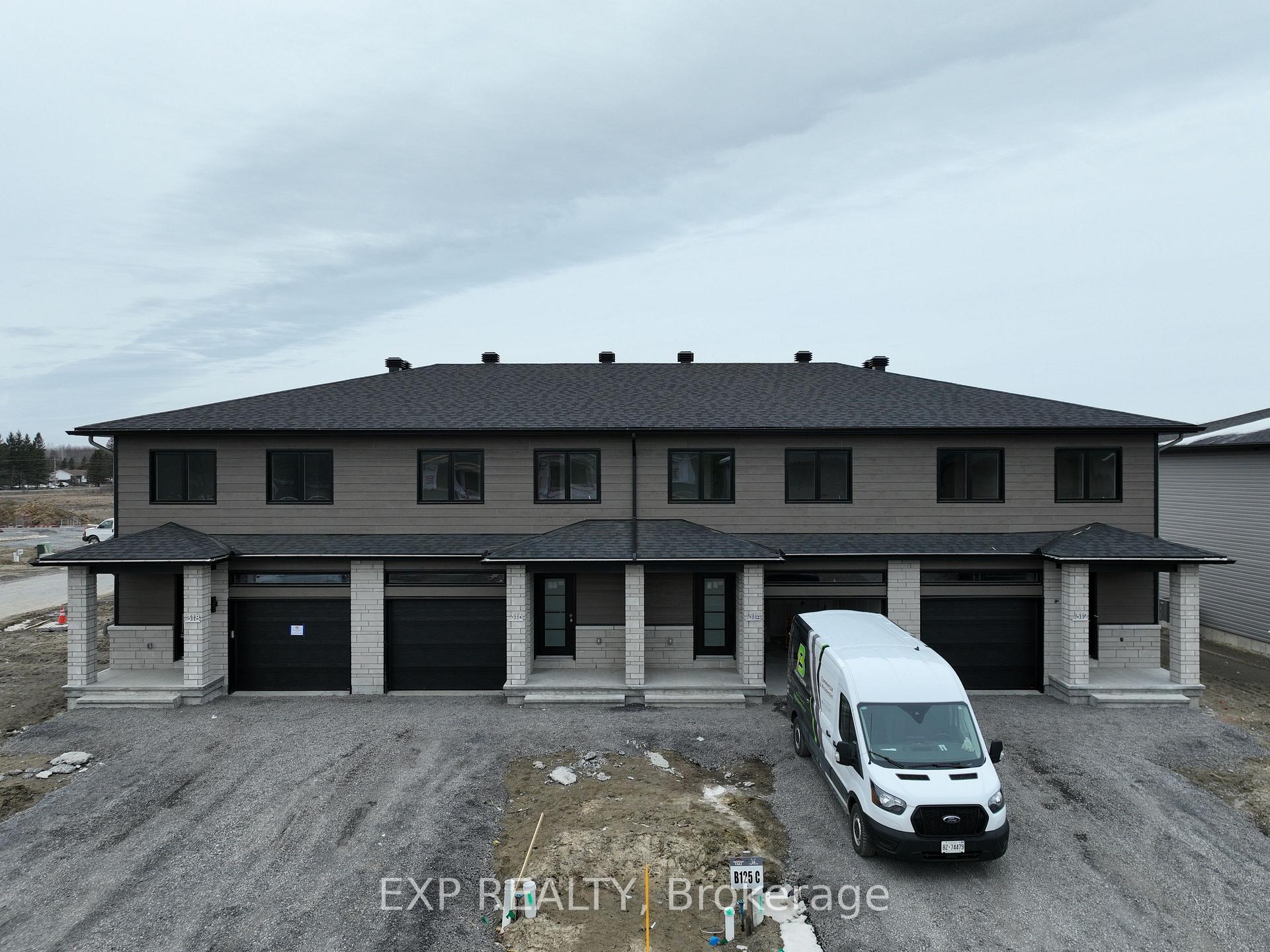 Front of 316 Hazel Crescent
