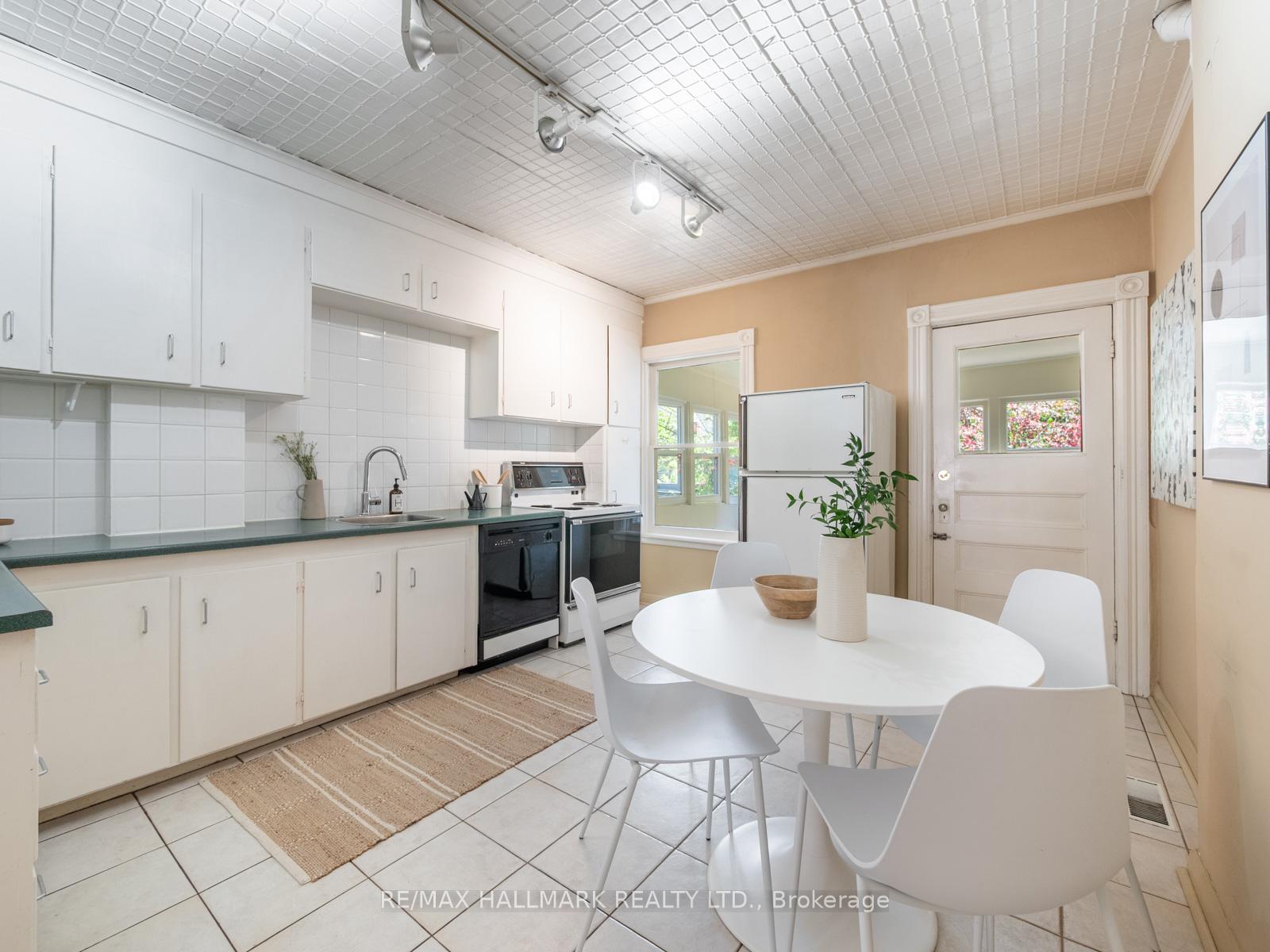 Photo 14 of 7 Riverdale Avenue, Toronto, North Riverdale — HOMEH
